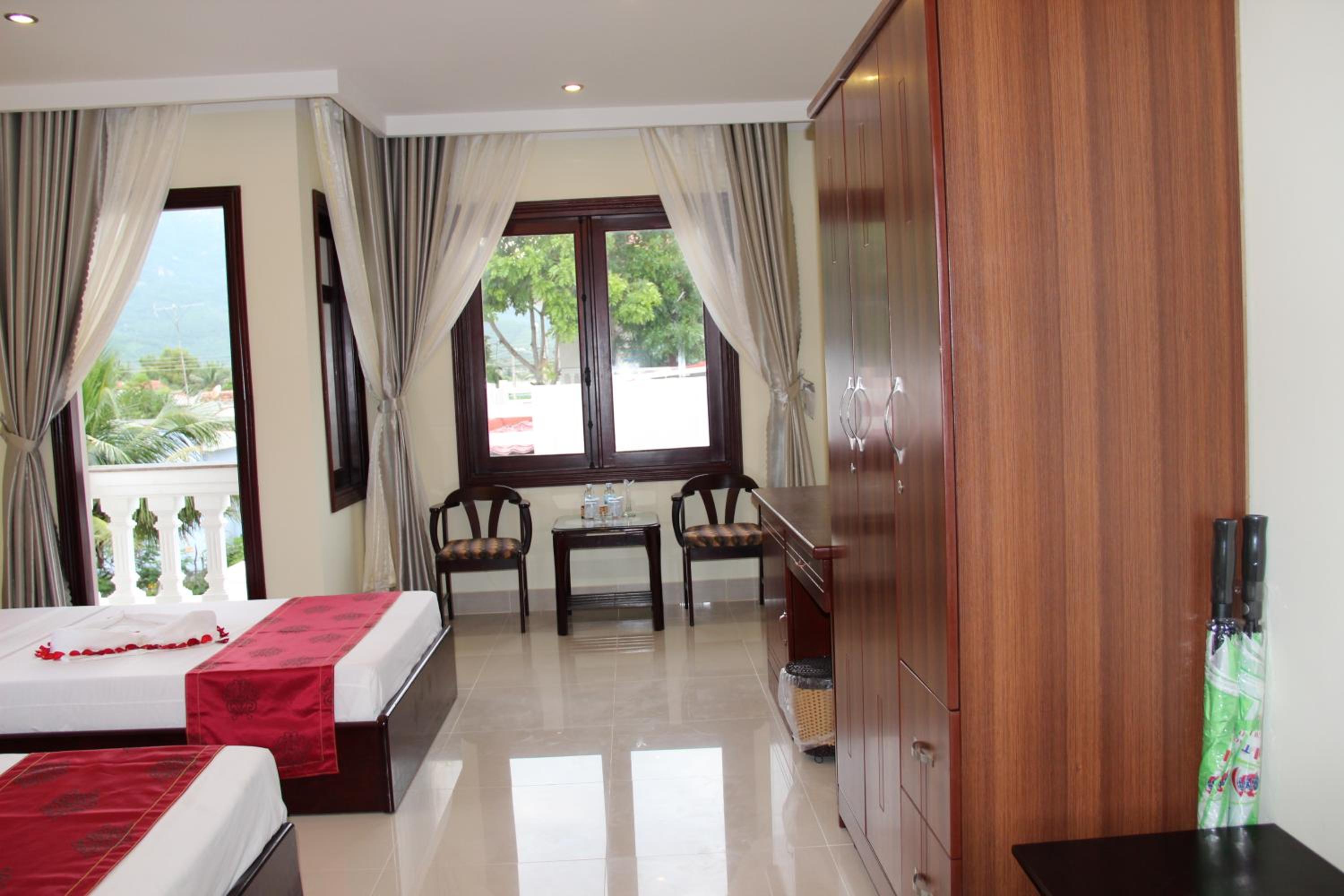 Double Room or Twin Room with Mountain View photo 3