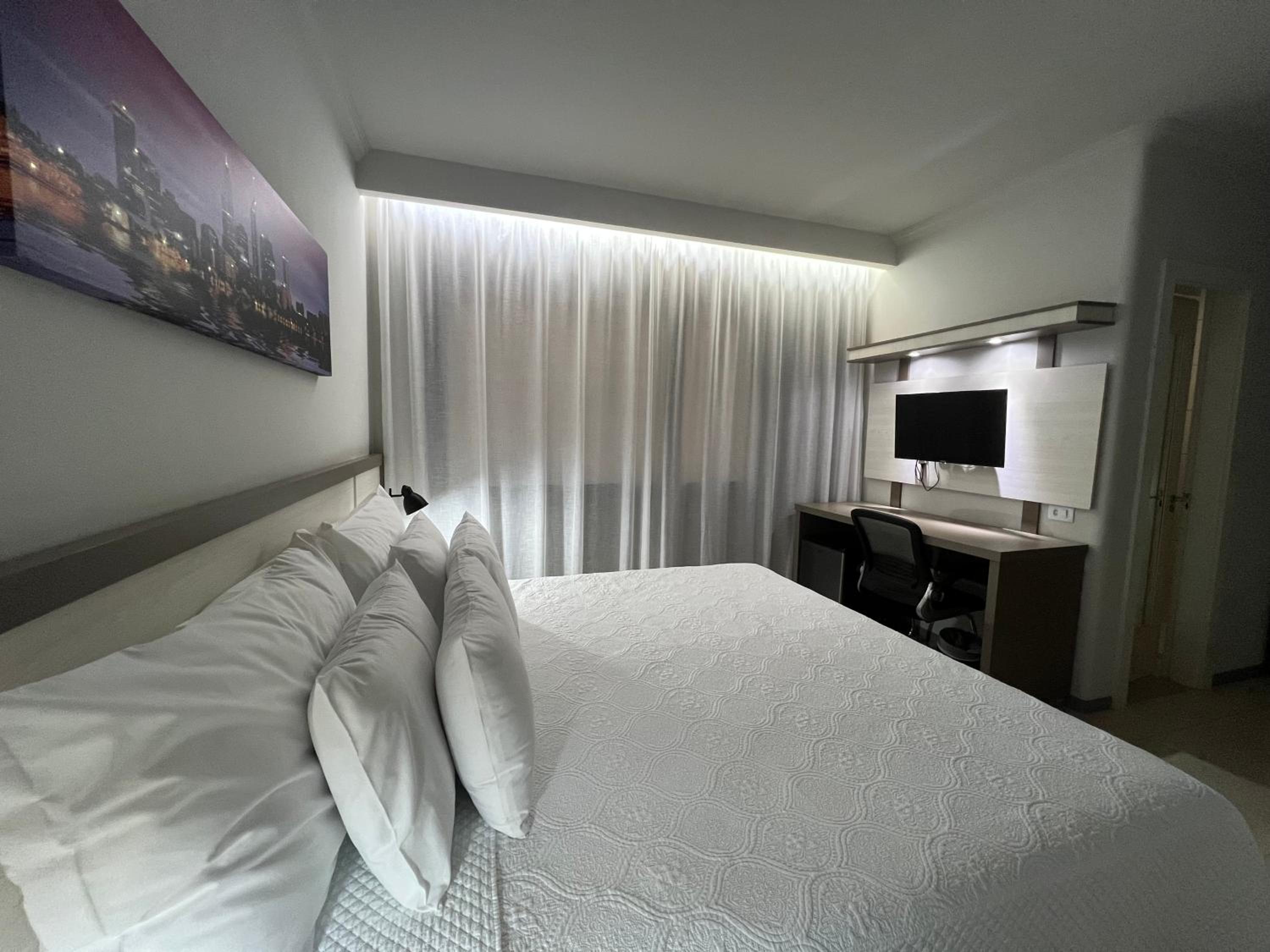 Superior King Room photo 3