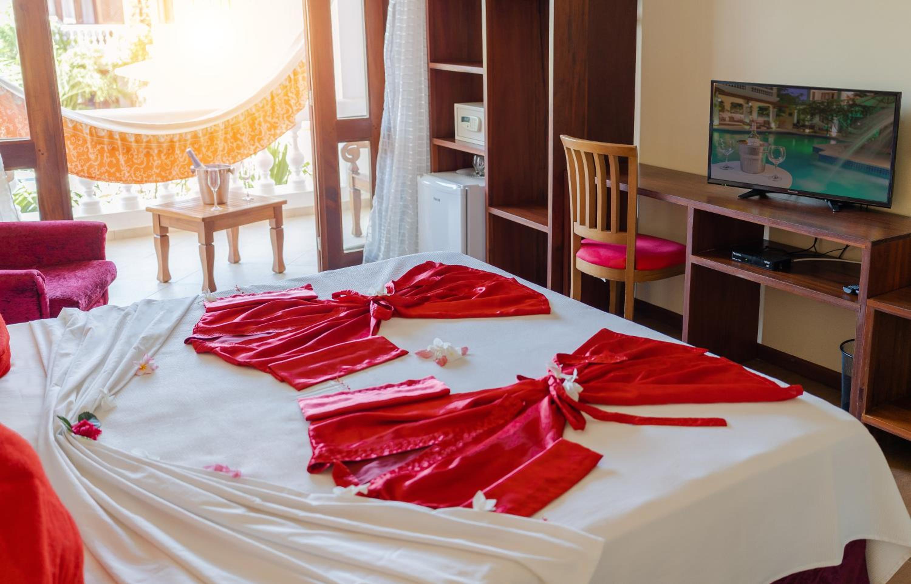 Deluxe Double or Twin Room with Balcony photo 3