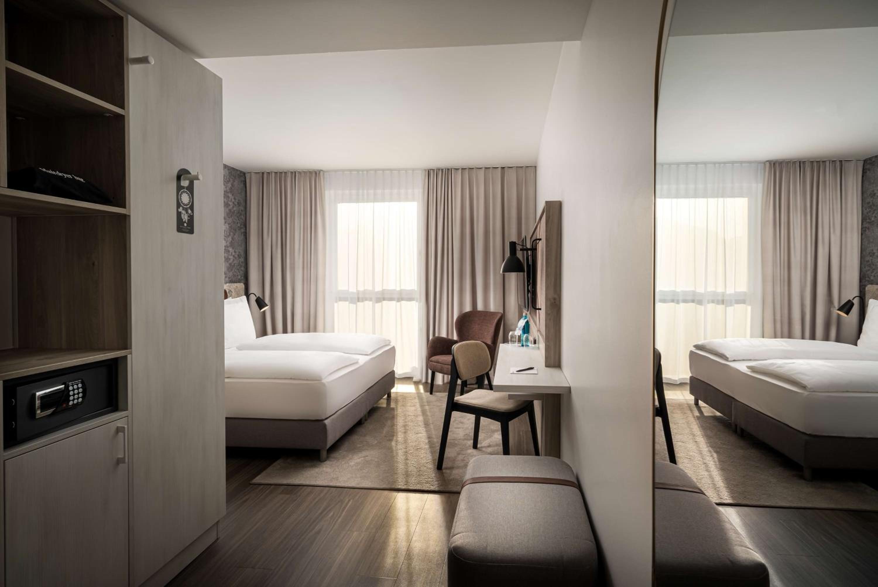 Superior Double Room - Photo 2