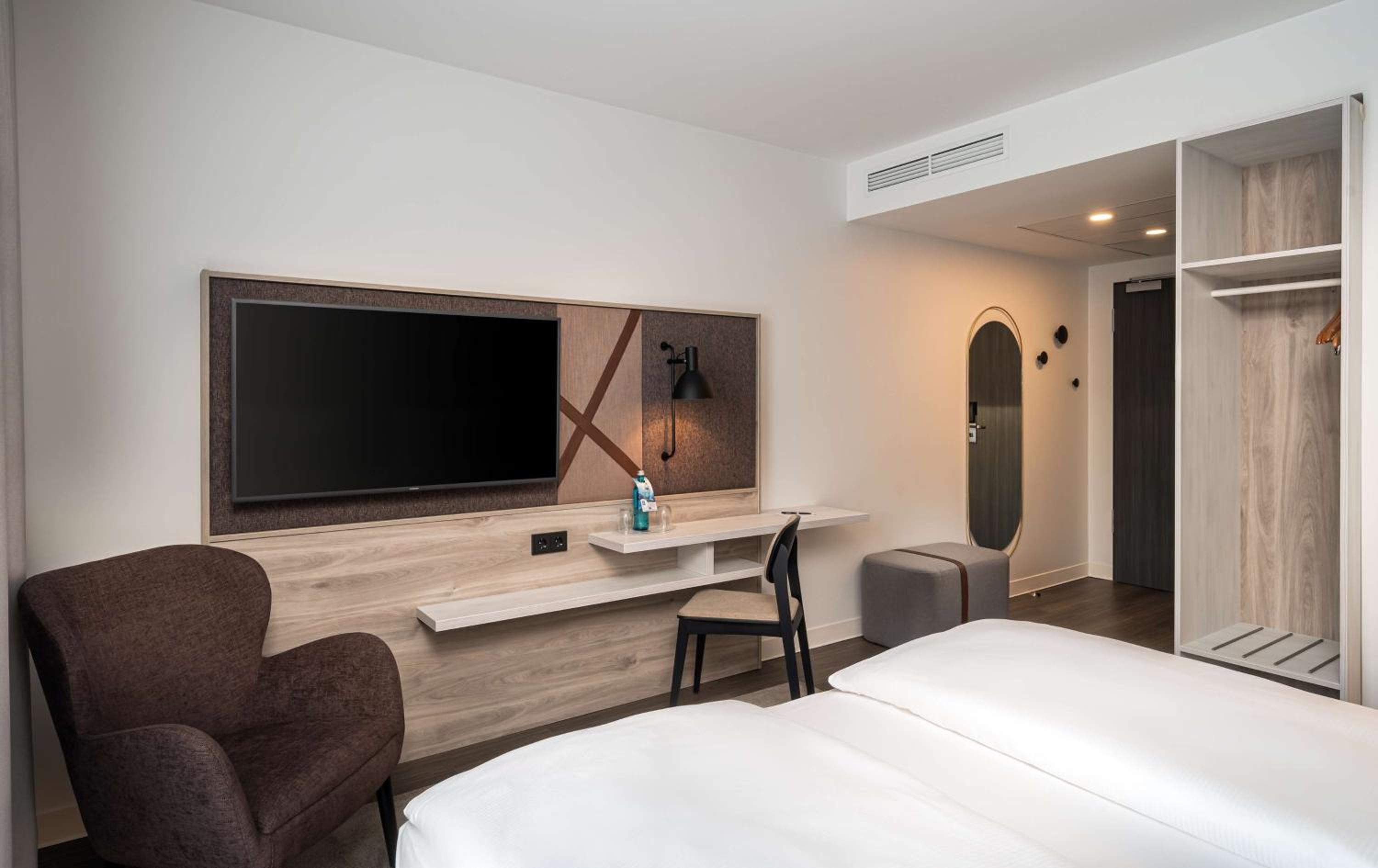 Standard Double Room - Photo 2