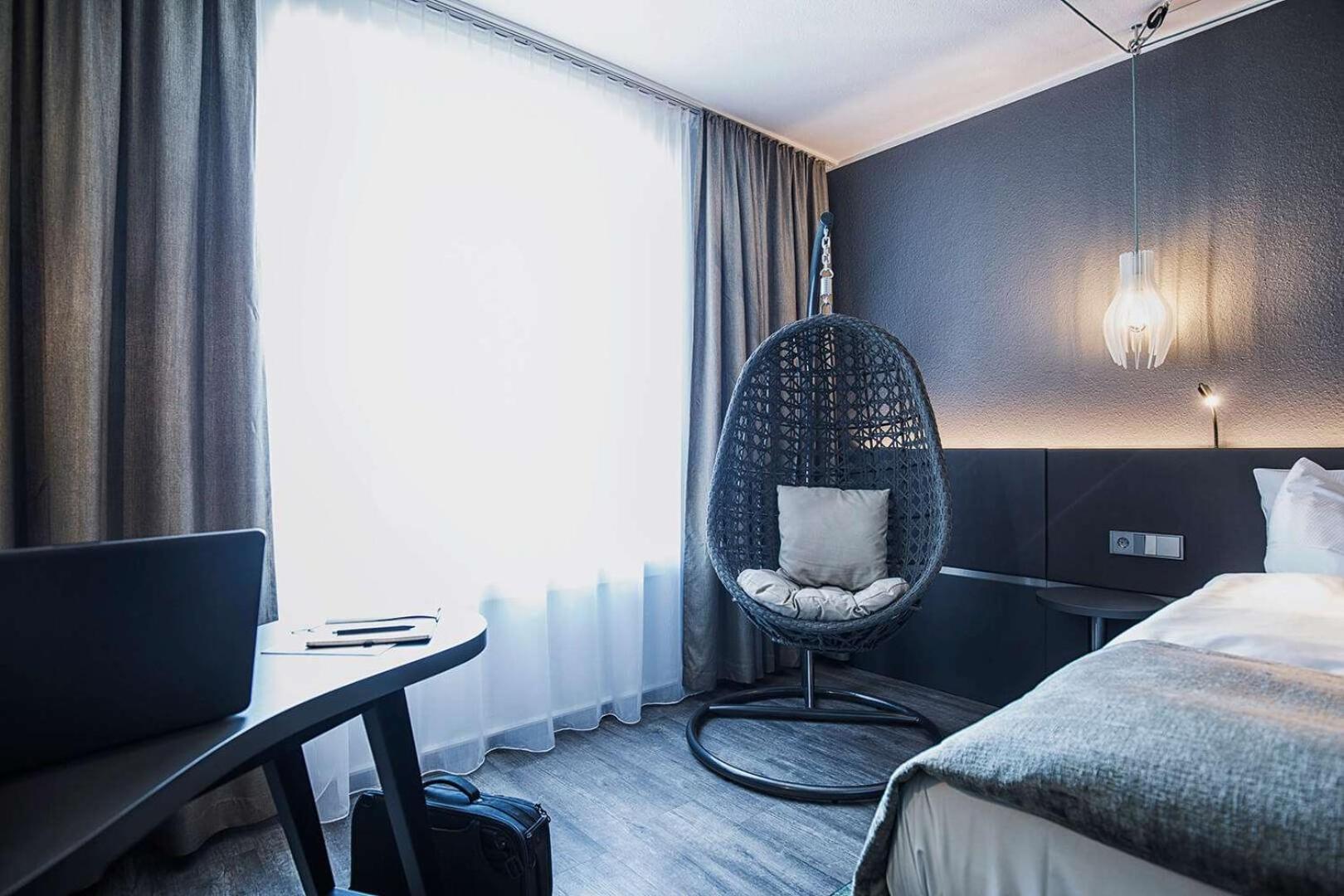 Standard Twin Room - Photo 1