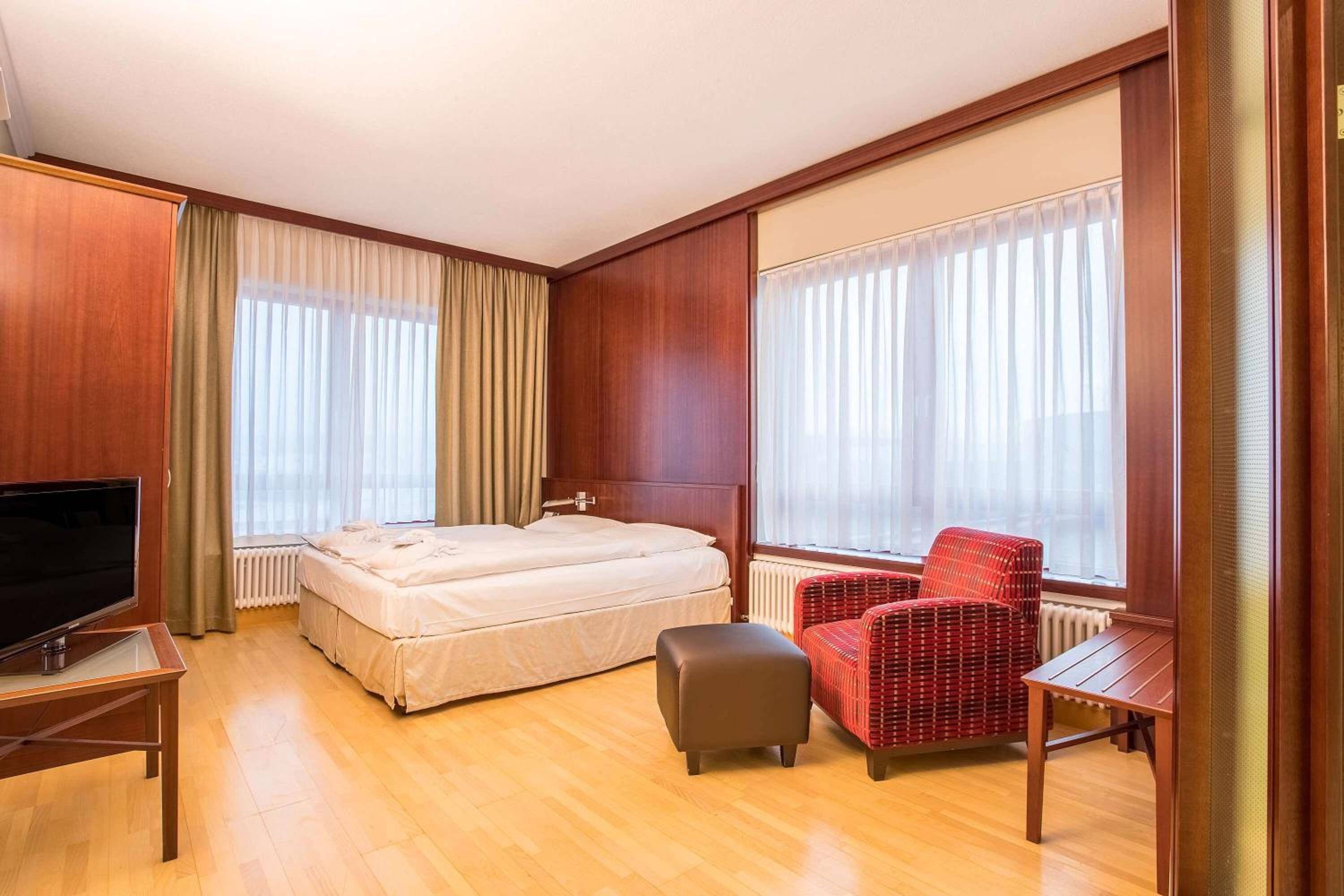 Economy Double Room photo 3