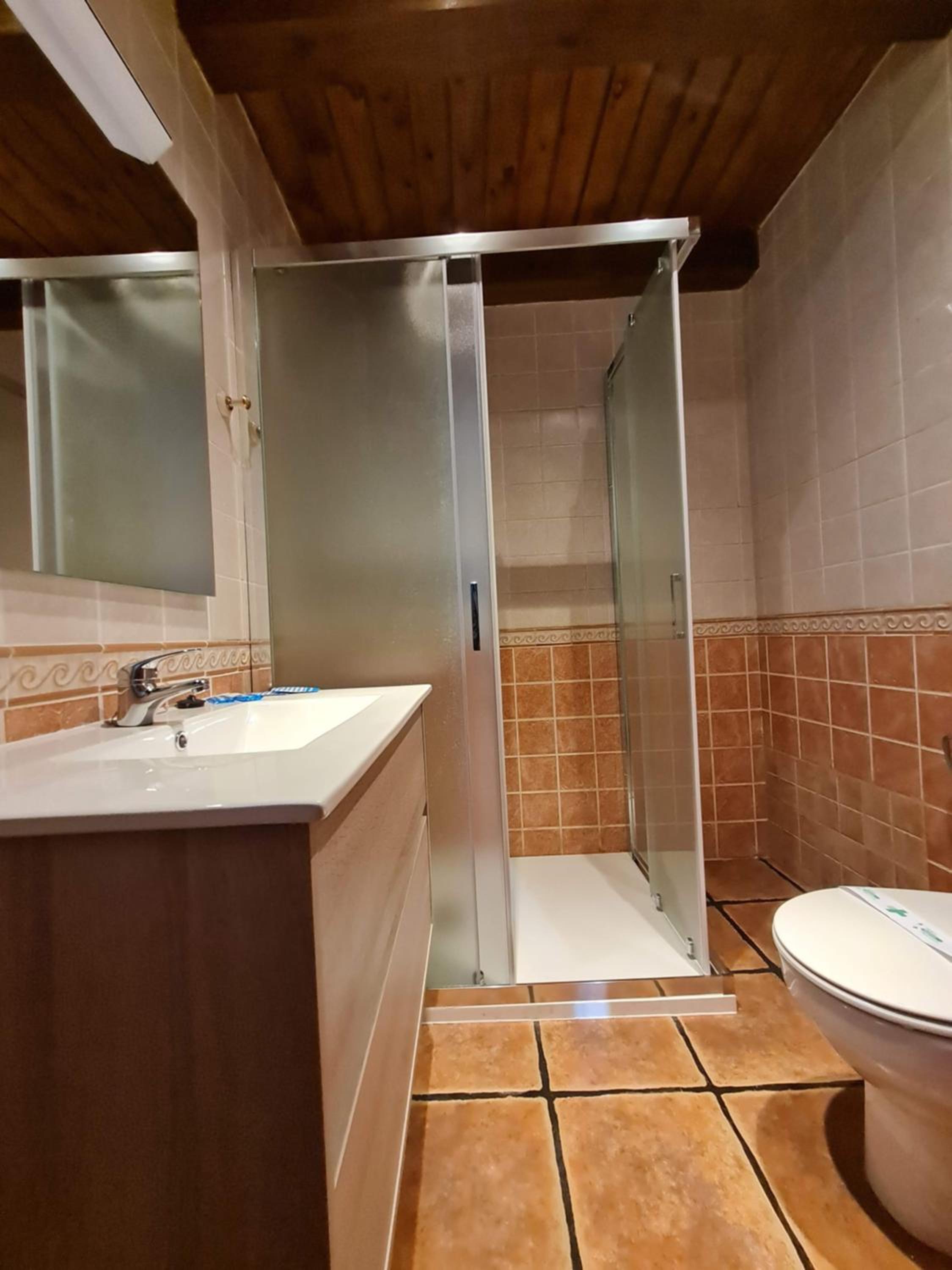 One-Bedroom House photo 3