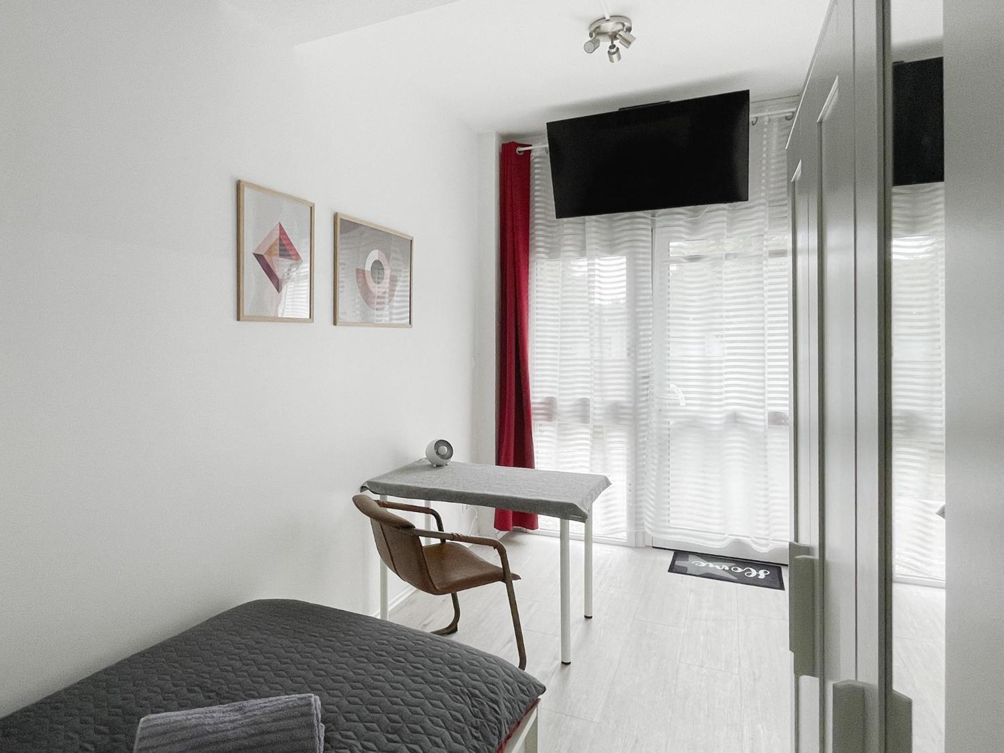 Studio Apartment