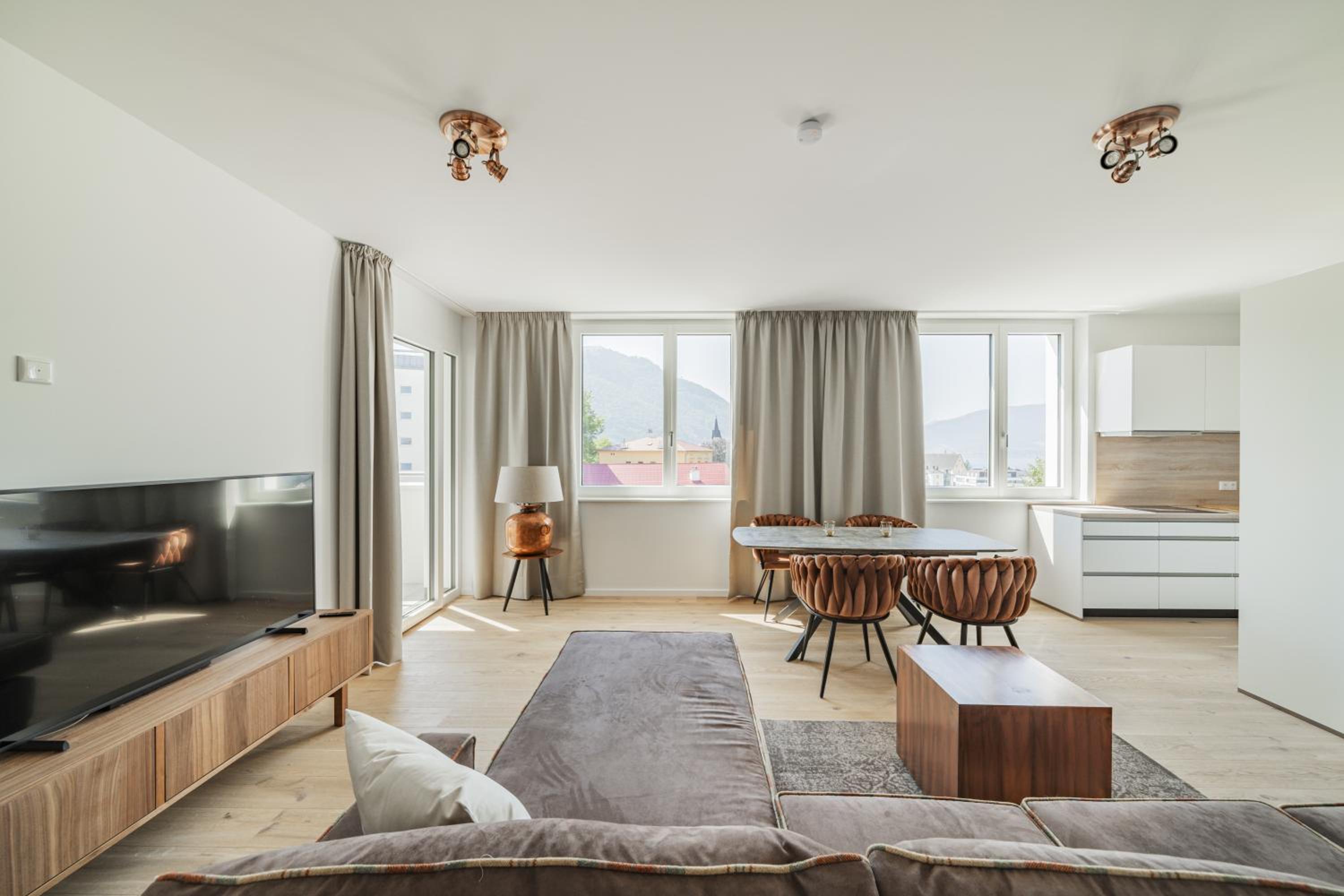 Apartment with Lake View photo 1
