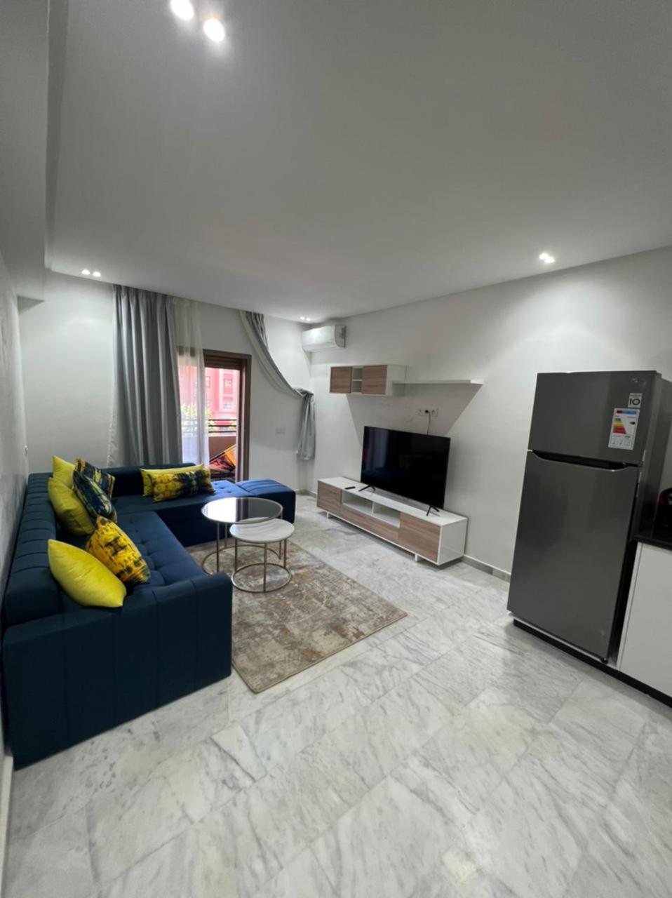 One-Bedroom Apartment - Photo 17