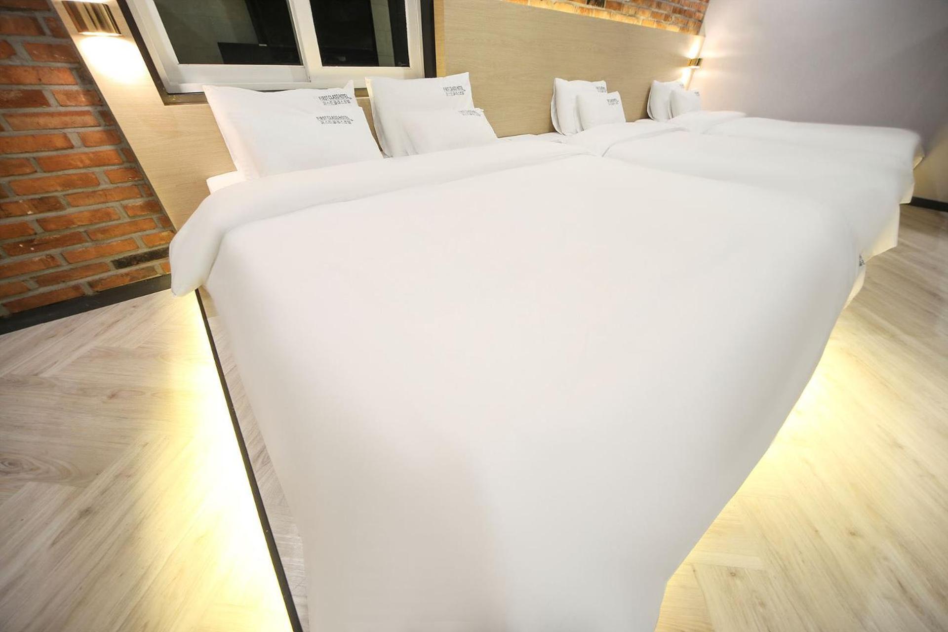 Triple Room - Photo 10