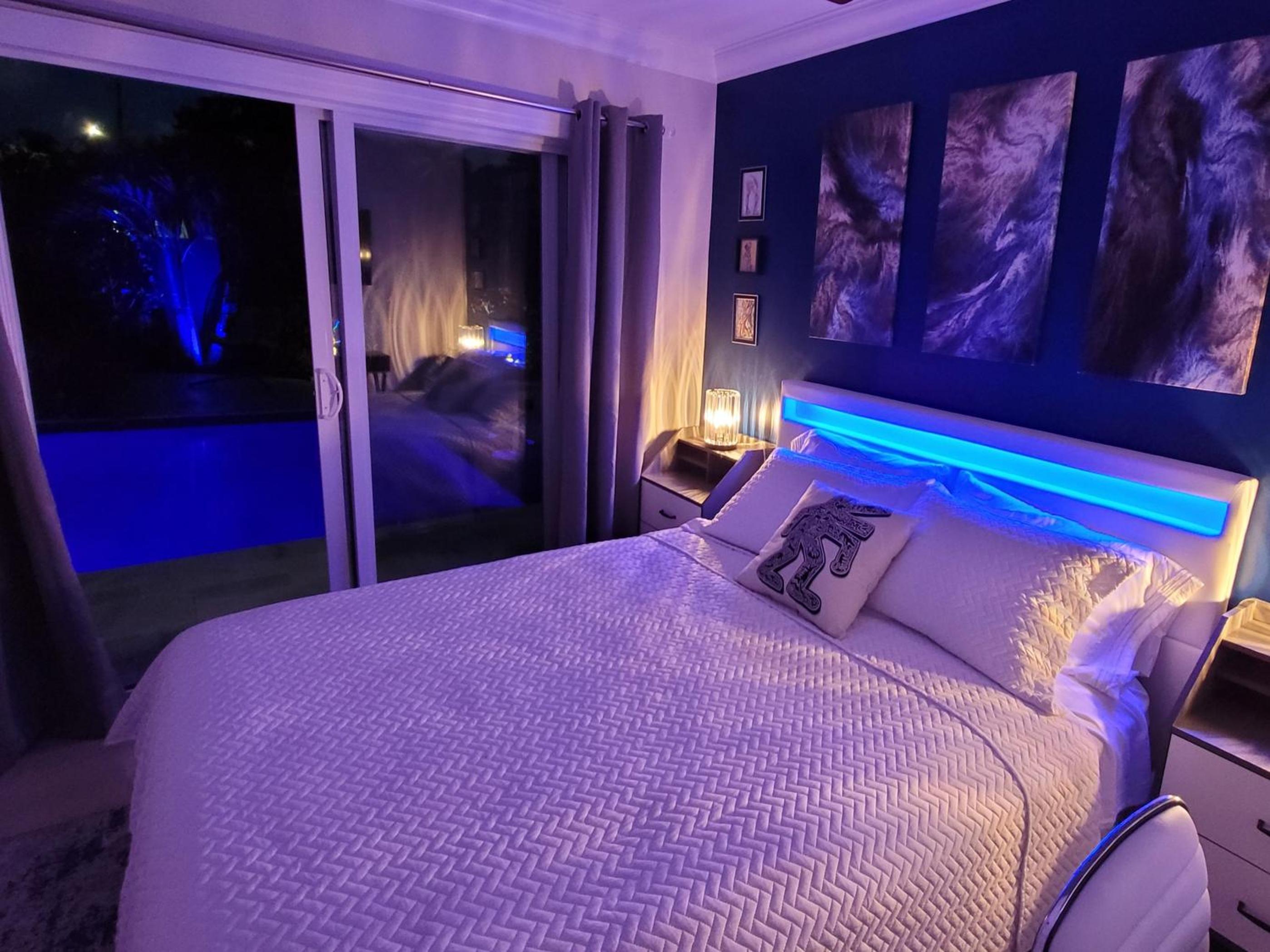 Queen Room with Shared Bathroom