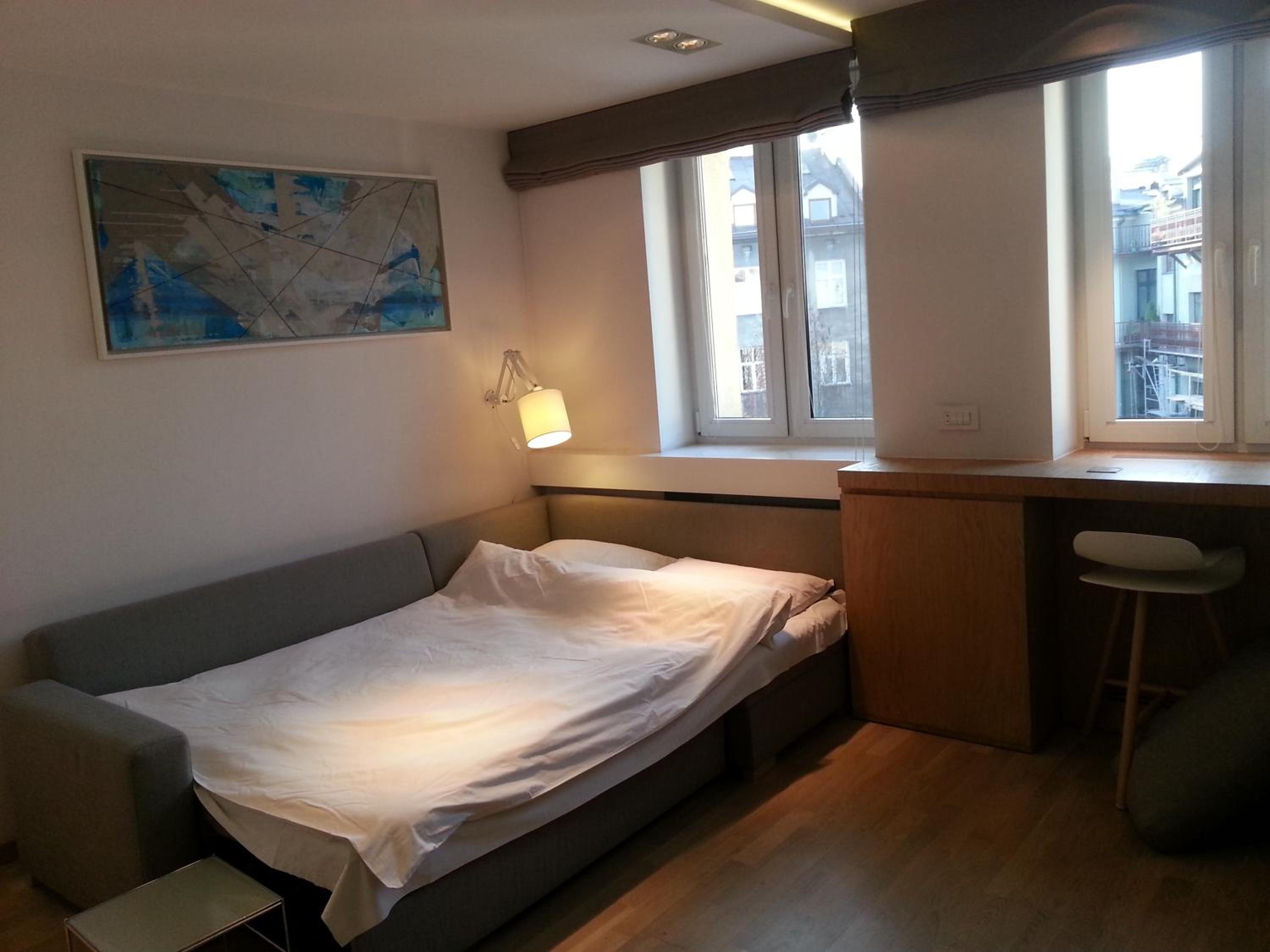 Studio Apartment - Photo 4