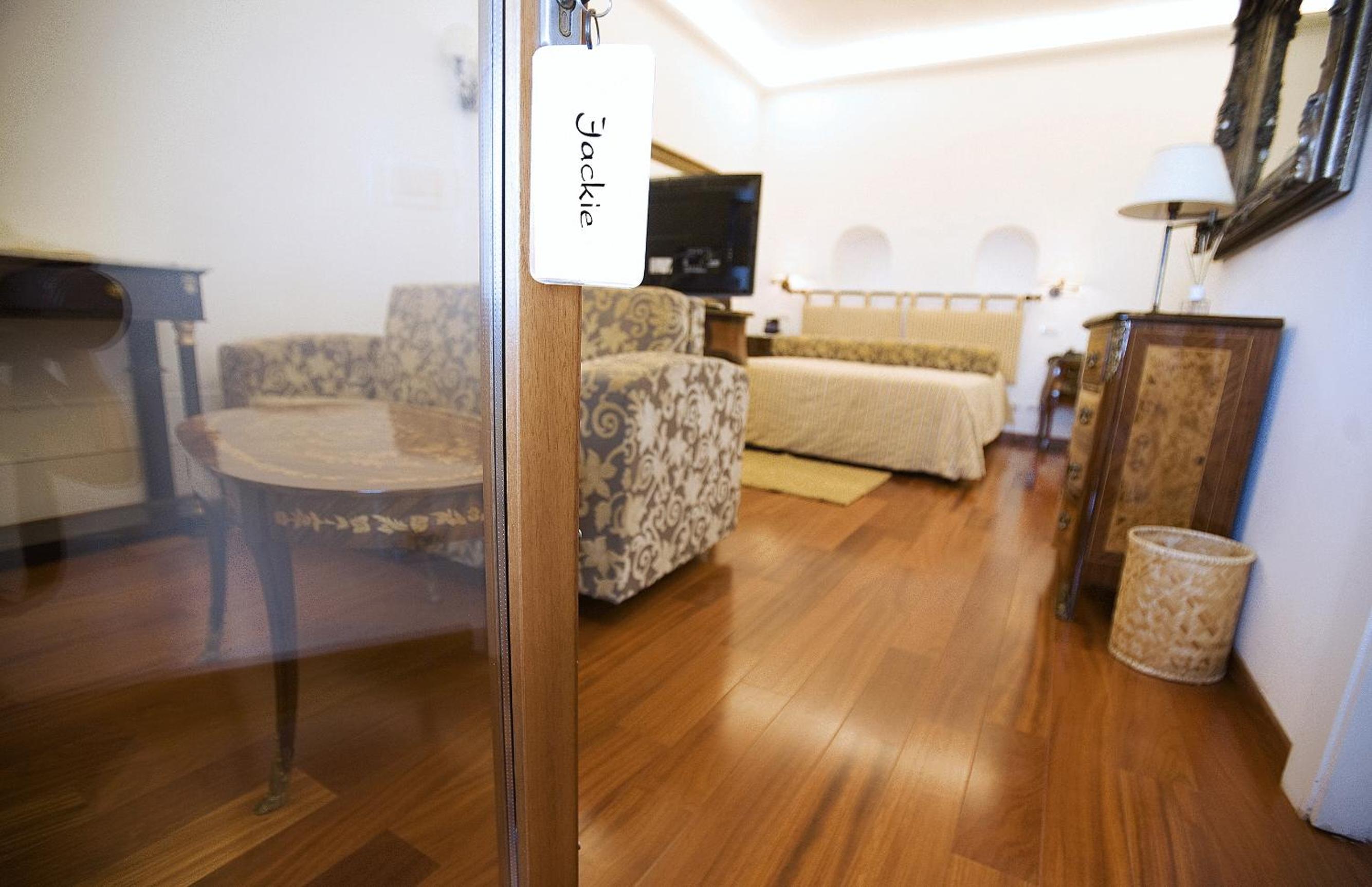 Superior Double Room with Sea View - Photo 1