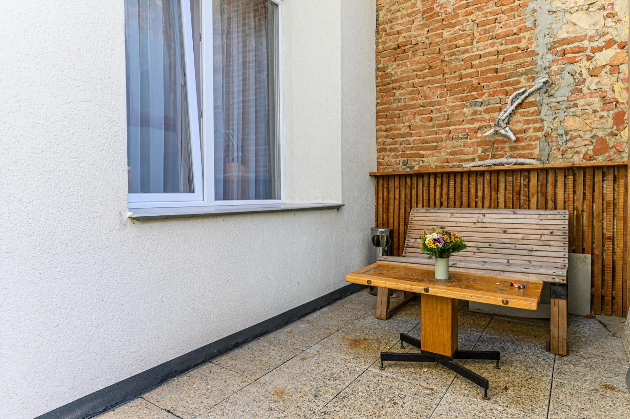 Apartment - Photo 22