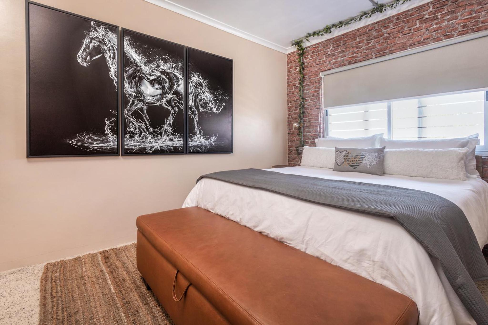 One-Bedroom Apartment - Photo 18