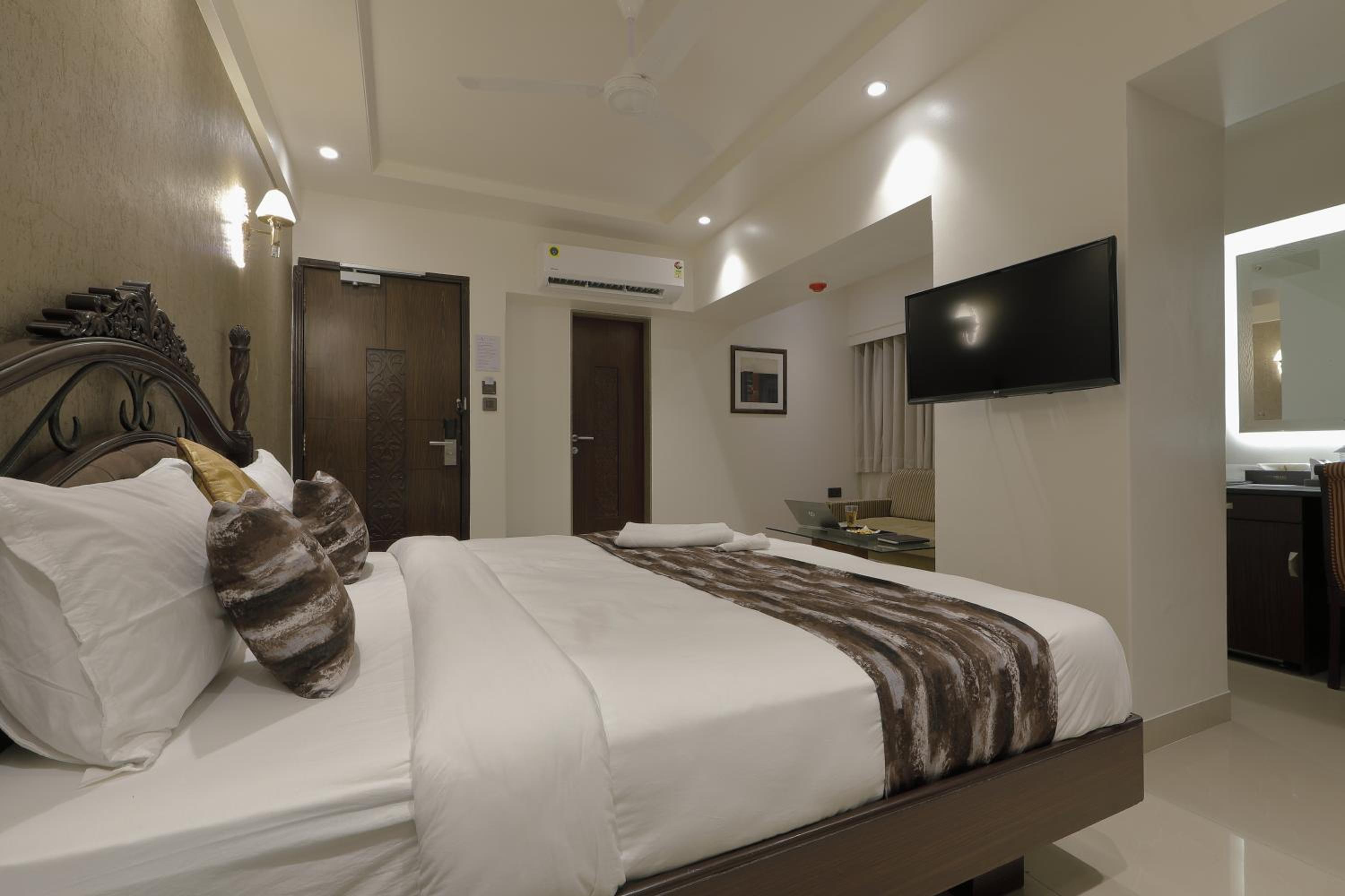 Platinum Room - Photo 8