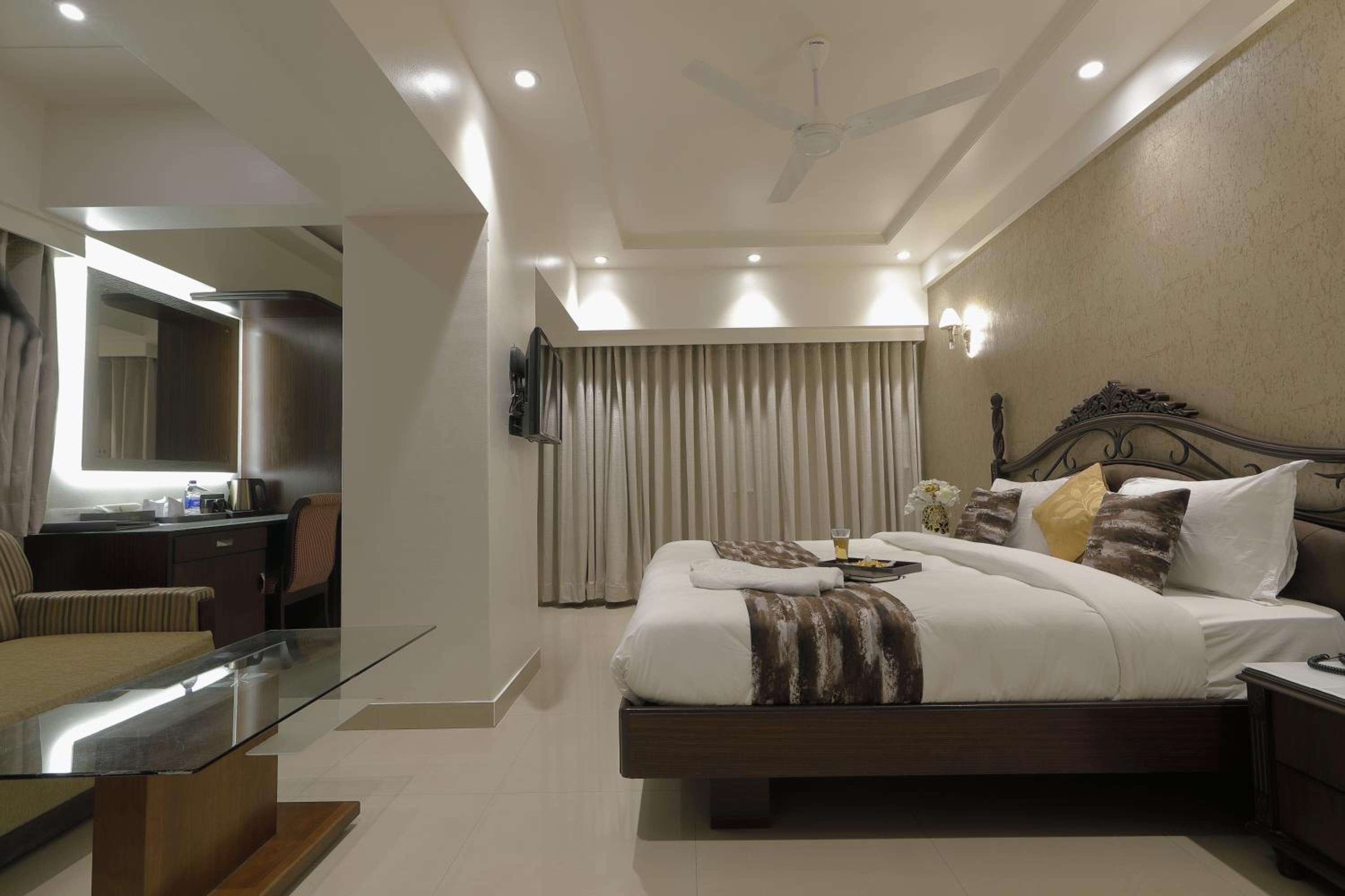Platinum Room - Photo 5