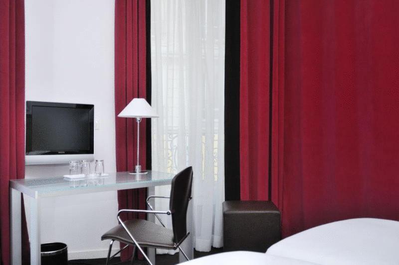 Deluxe Triple Room photo 2