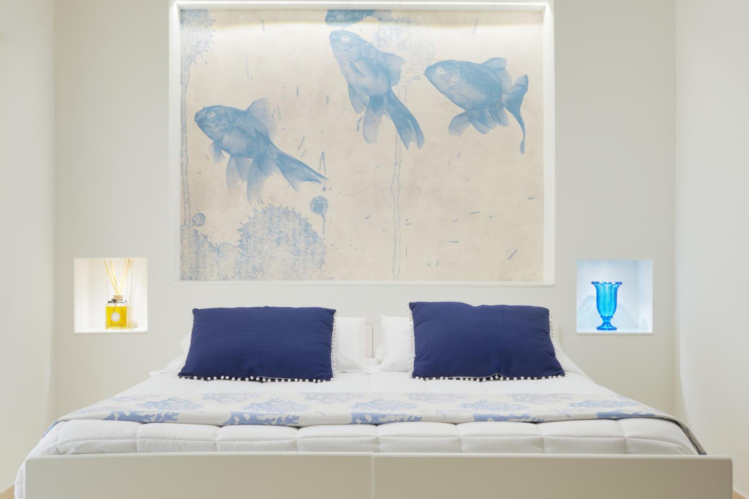 Classic Double or Twin Room with Sea View - Photo 1