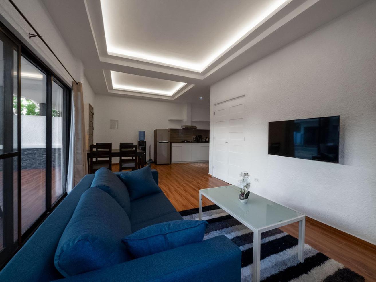 One-Bedroom House - Photo 4