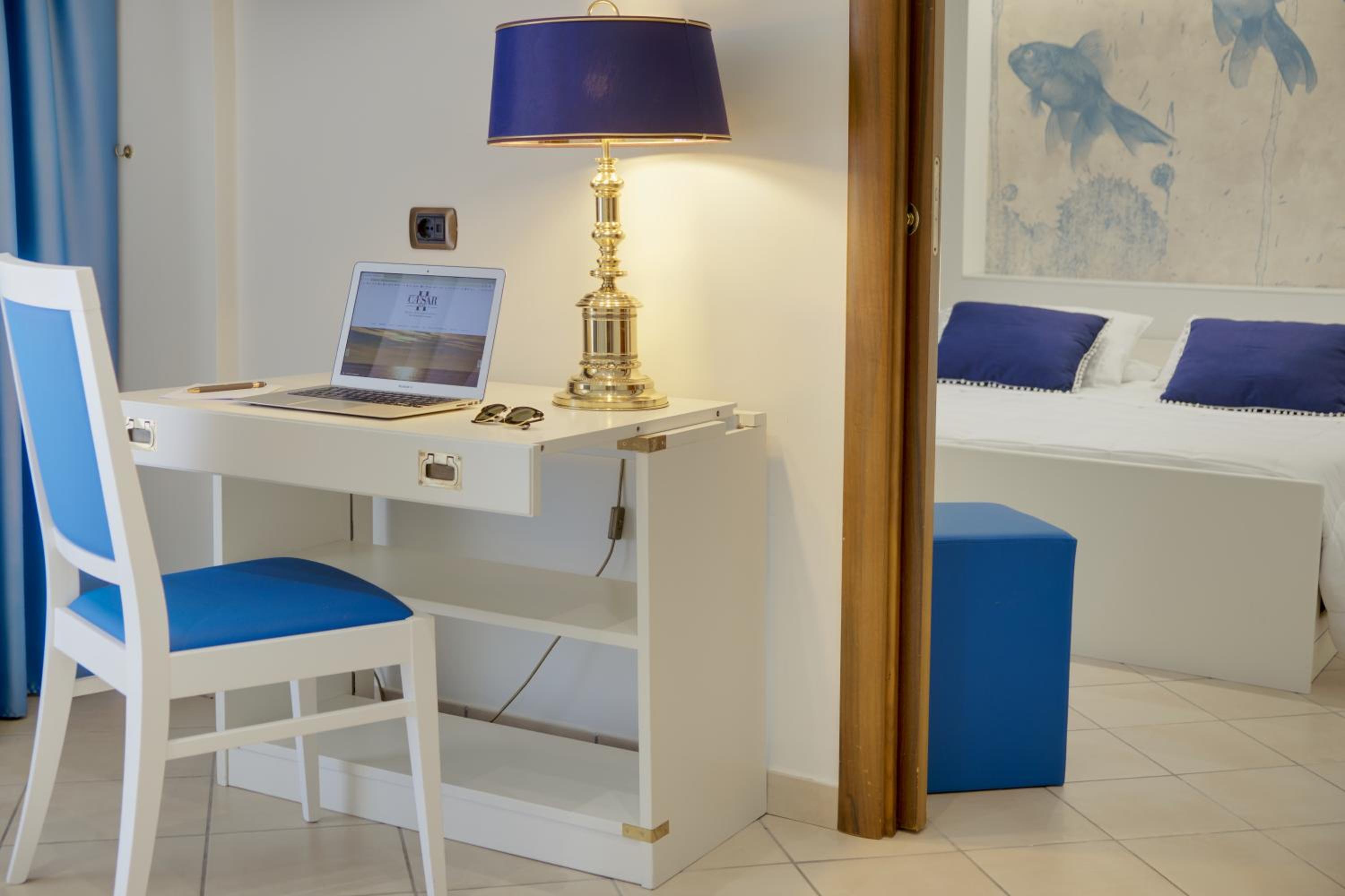 Suite Lateral or Front Sea View - Photo 4