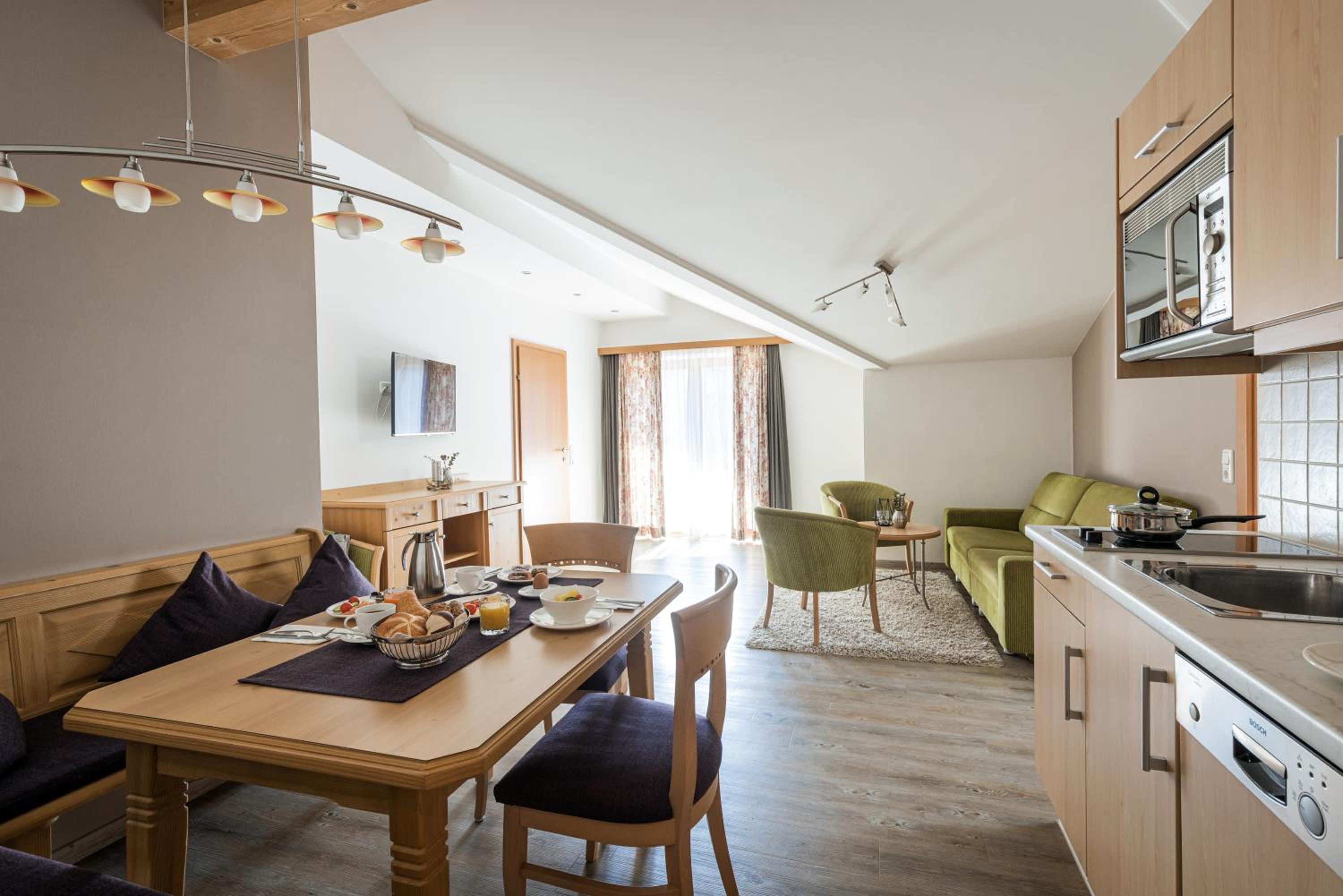Two-Bedroom Apartment - Photo 6