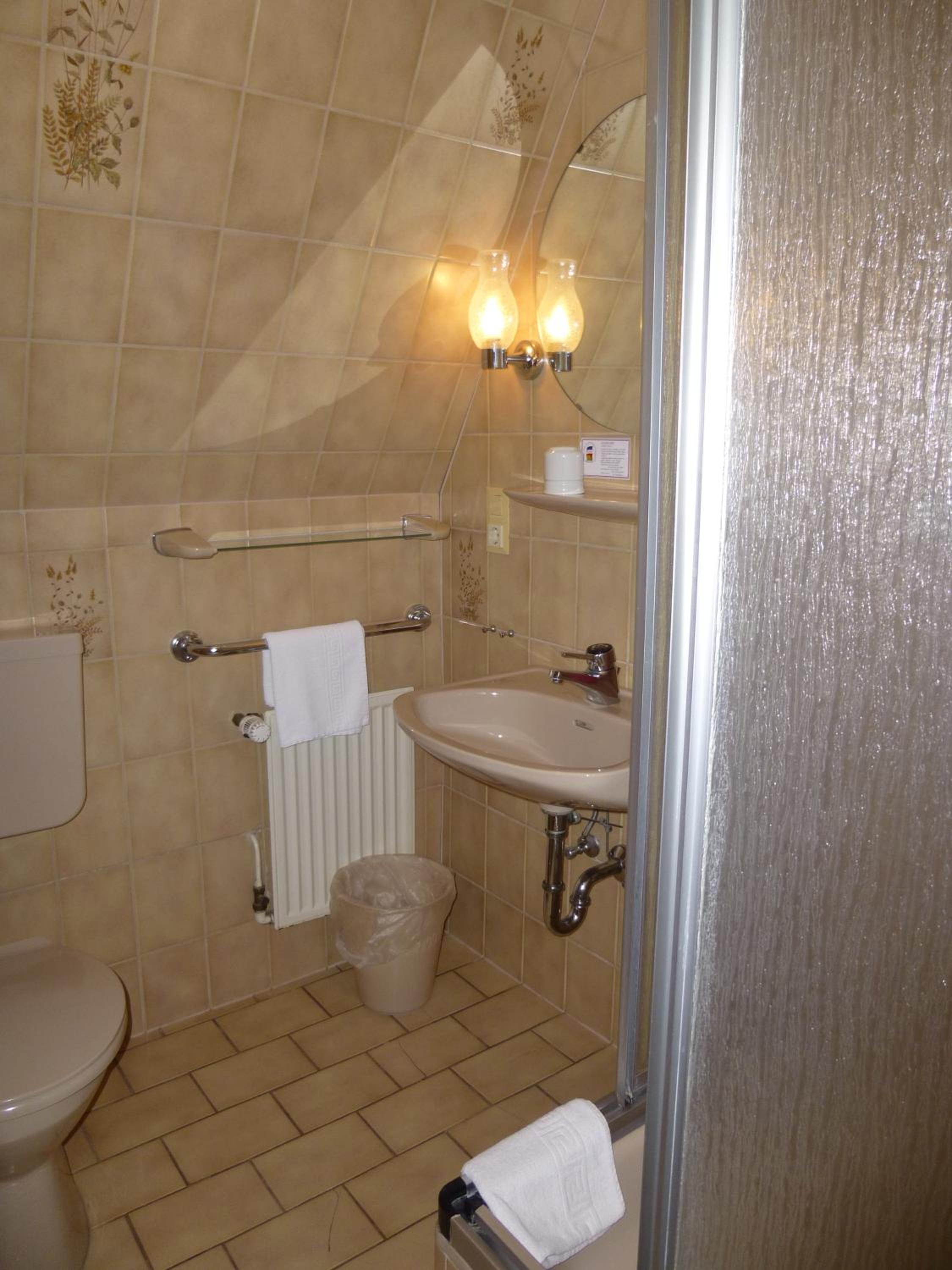 Single Room photo 2