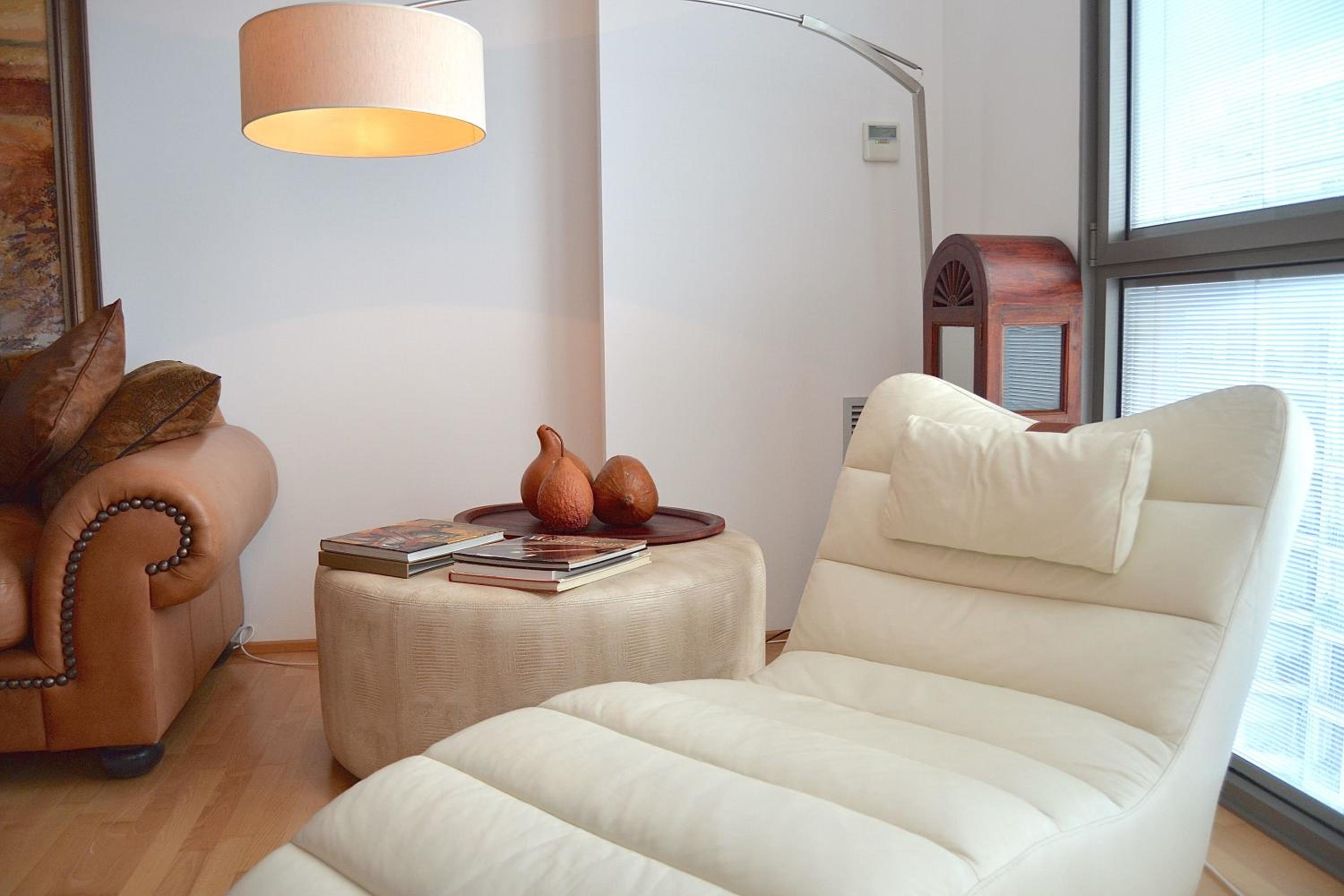 Two-Bedroom Apartment - Urgell, 46 photo 2