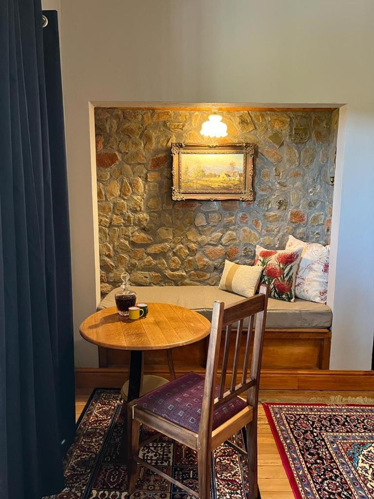 Comfort Queen Room - Photo 16