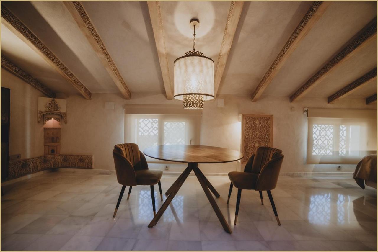 Suite - Photo 3