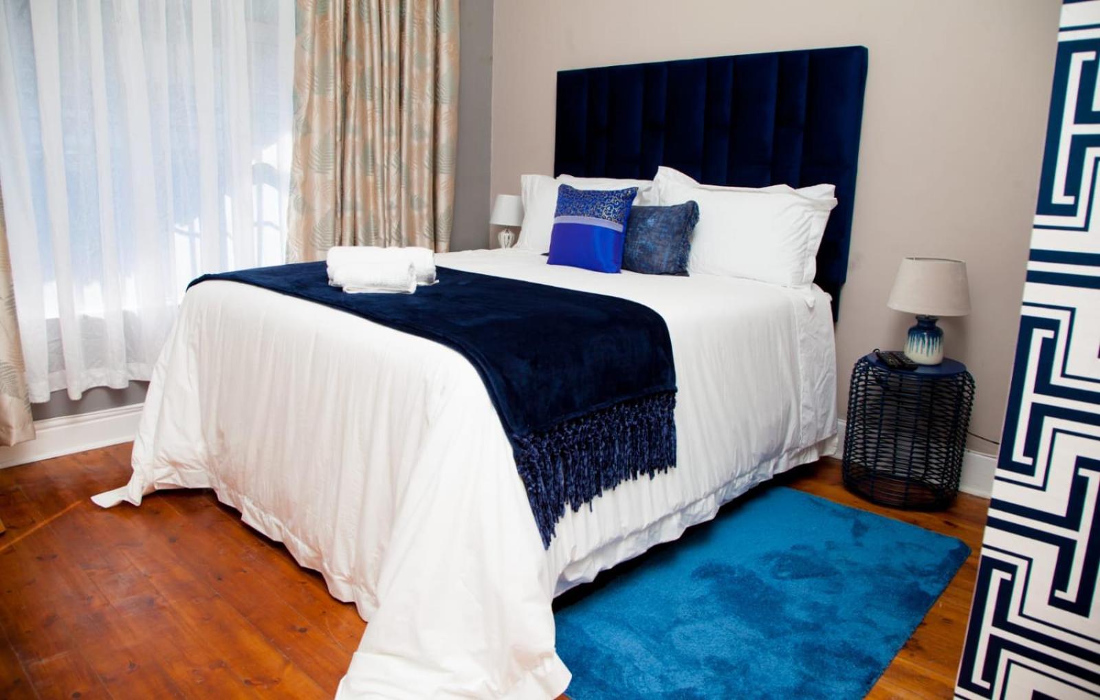 Double Room with Private Bathroom photo 1