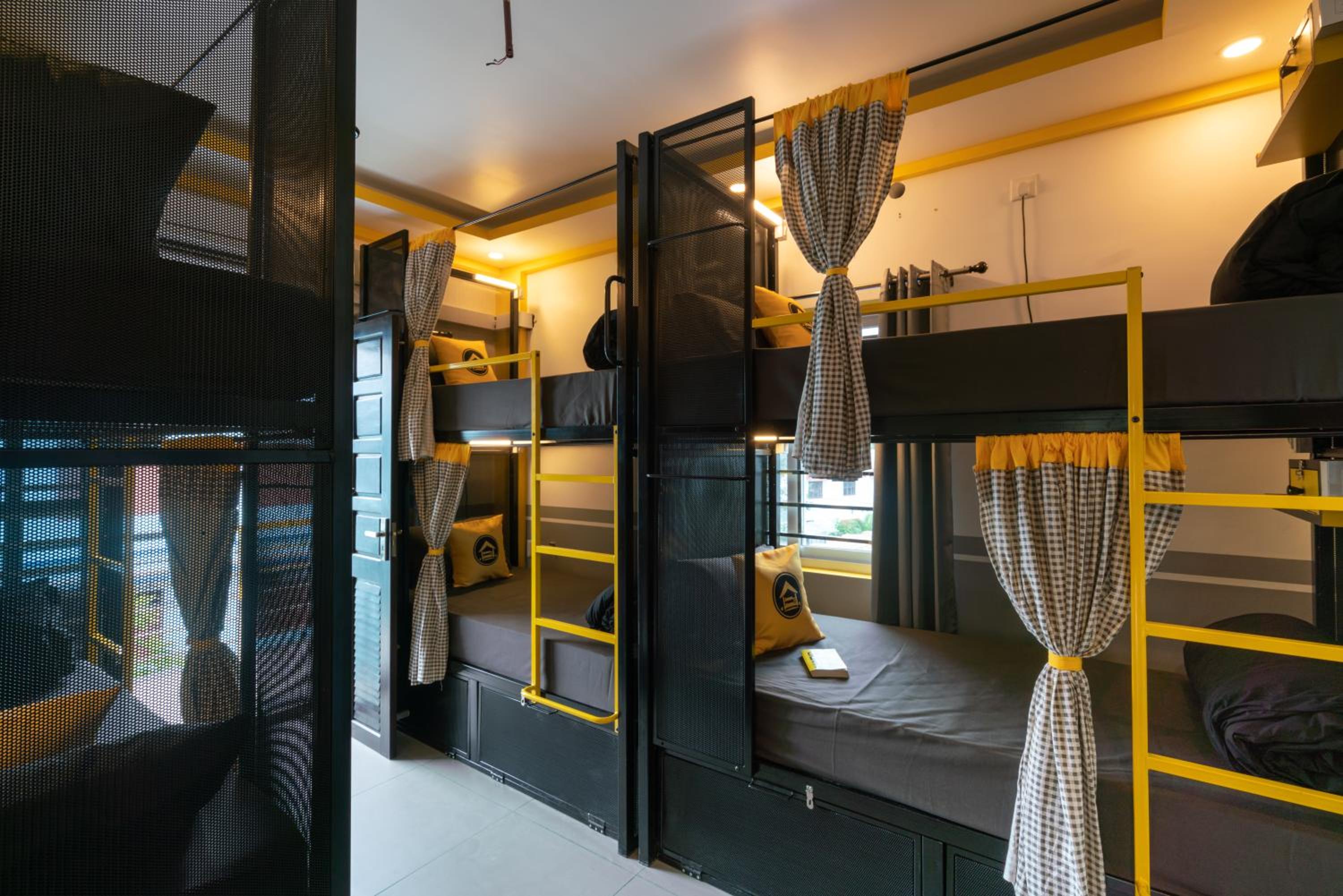 Bed in 6-Bed Mixed Dormitory Room photo 1