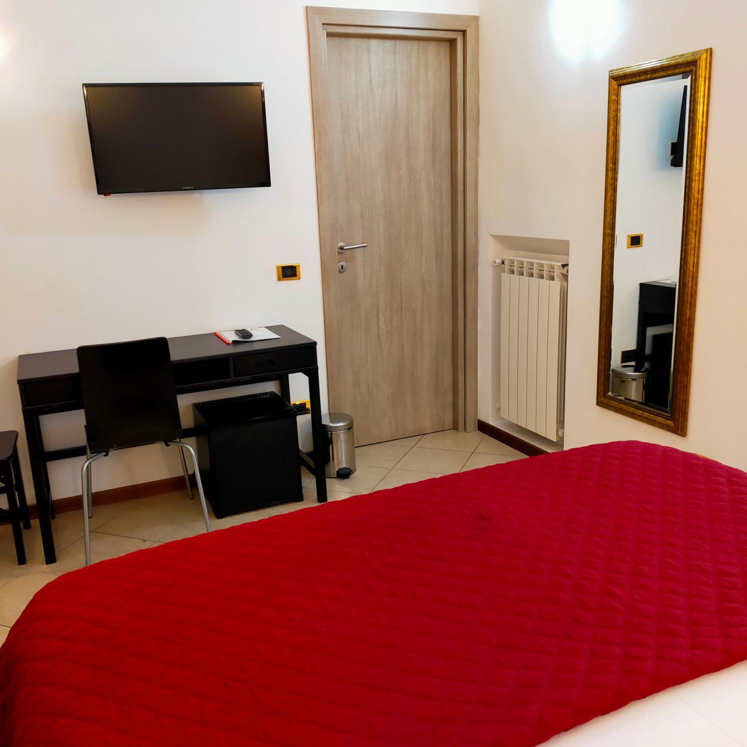 Large Double Room