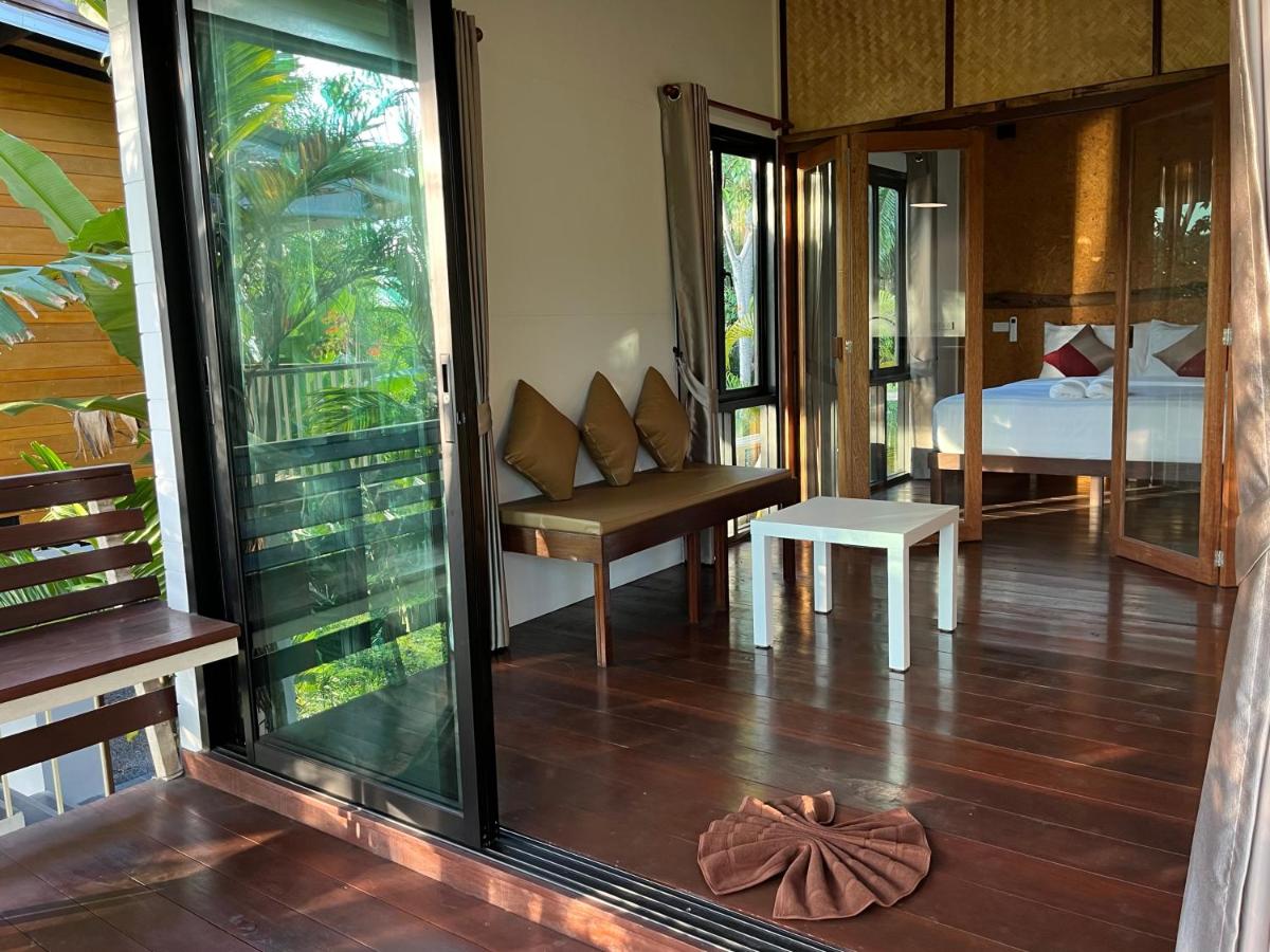 Double Room with Balcony - Photo 4
