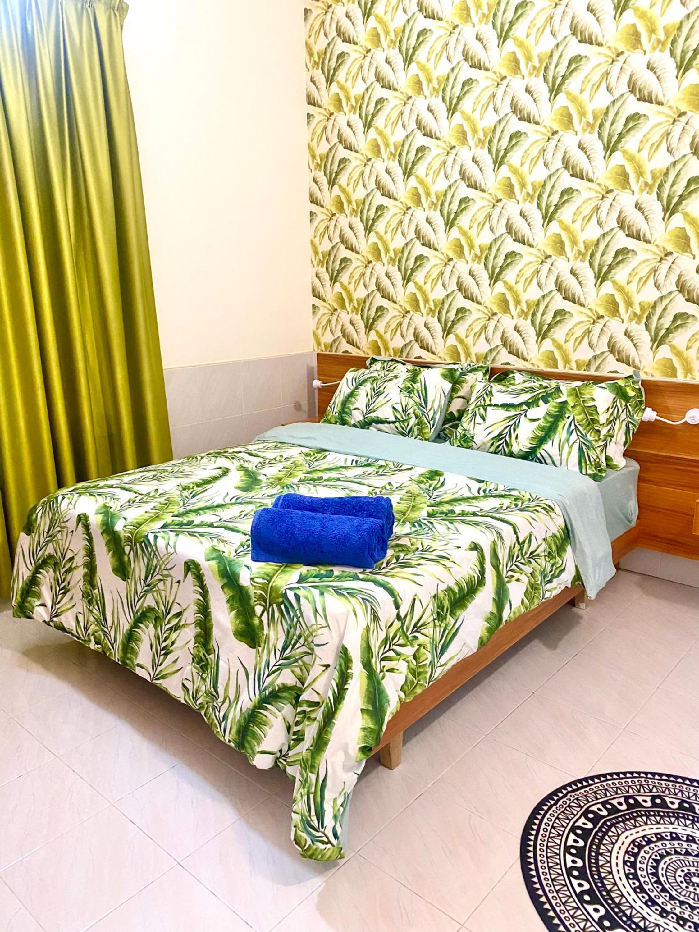 Deluxe Room (Manta Watching & Free Sandbank Excursion)