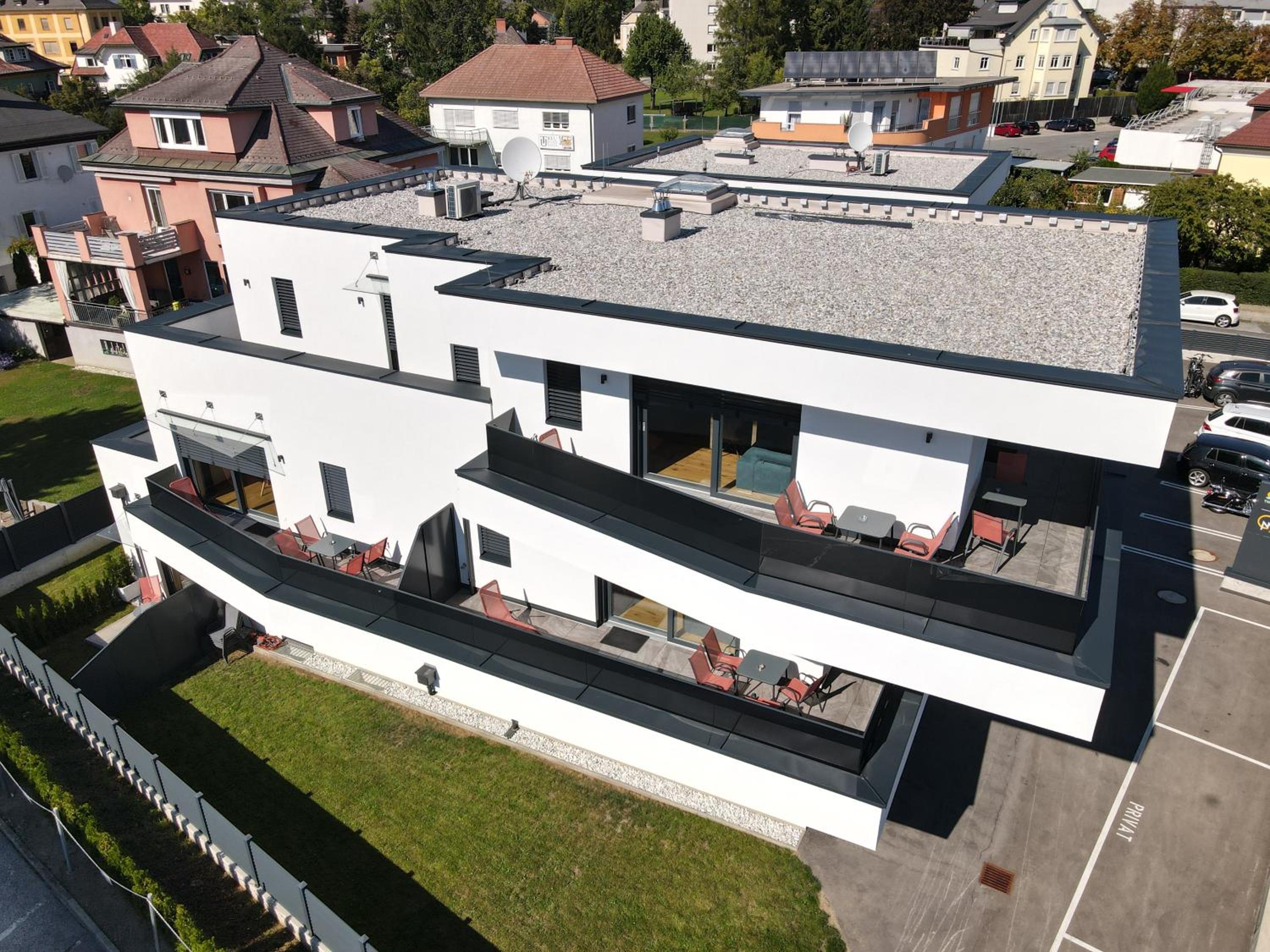 Penthouse Apartment with 360 Degree Terrace - Photo 4