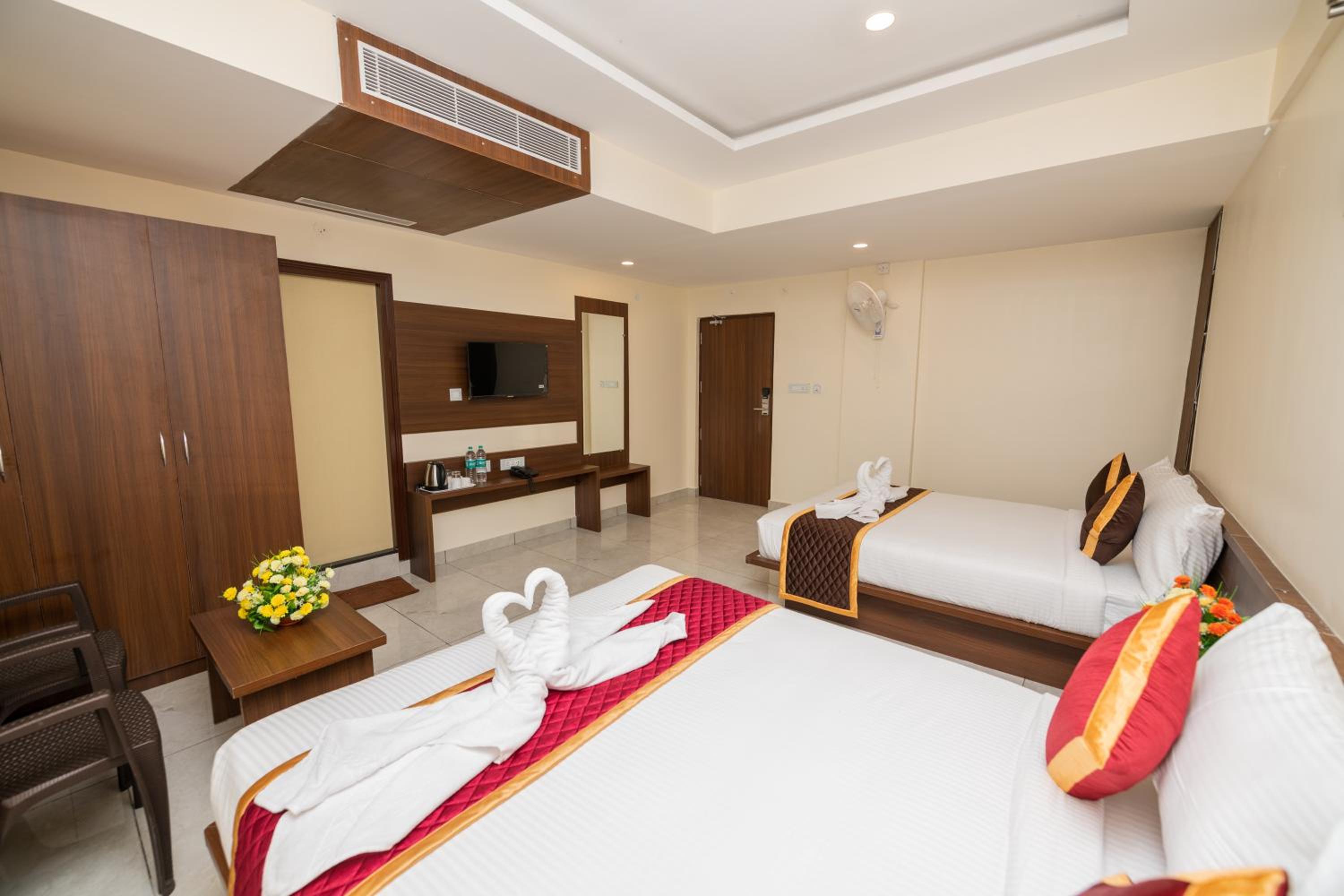 Deluxe Family Room