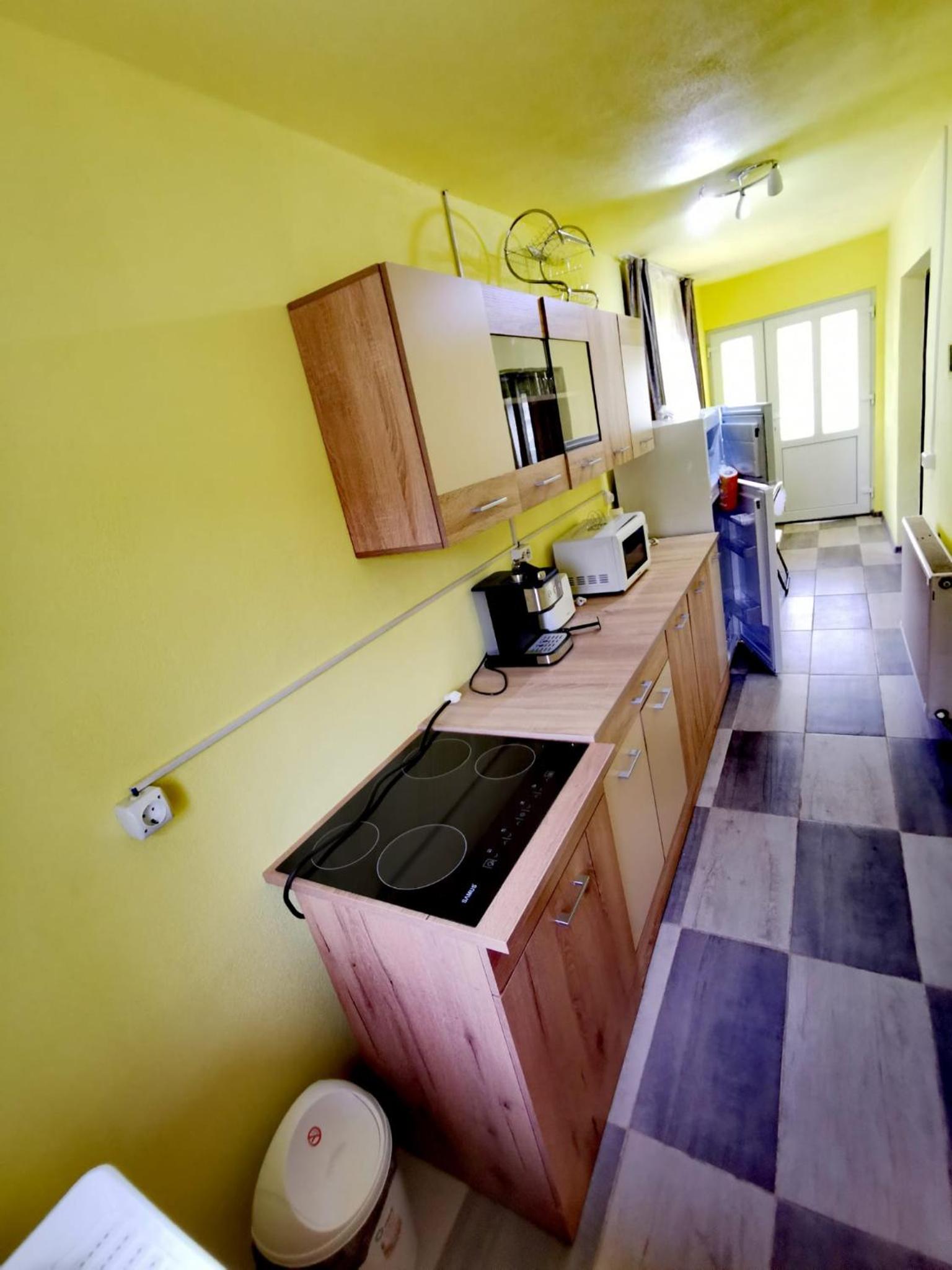 Double Room - Photo 12