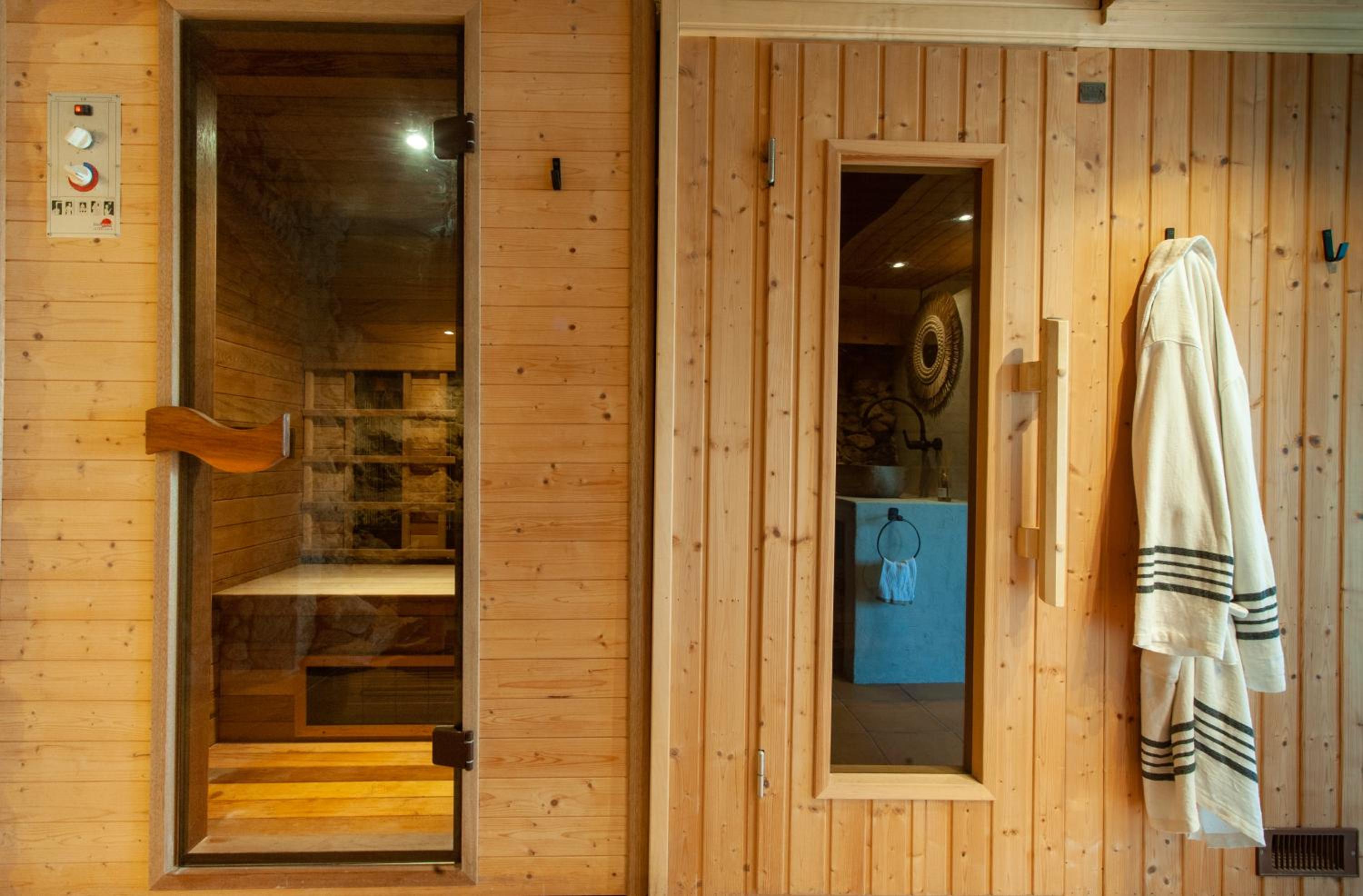 Suite with Sauna - Photo 4