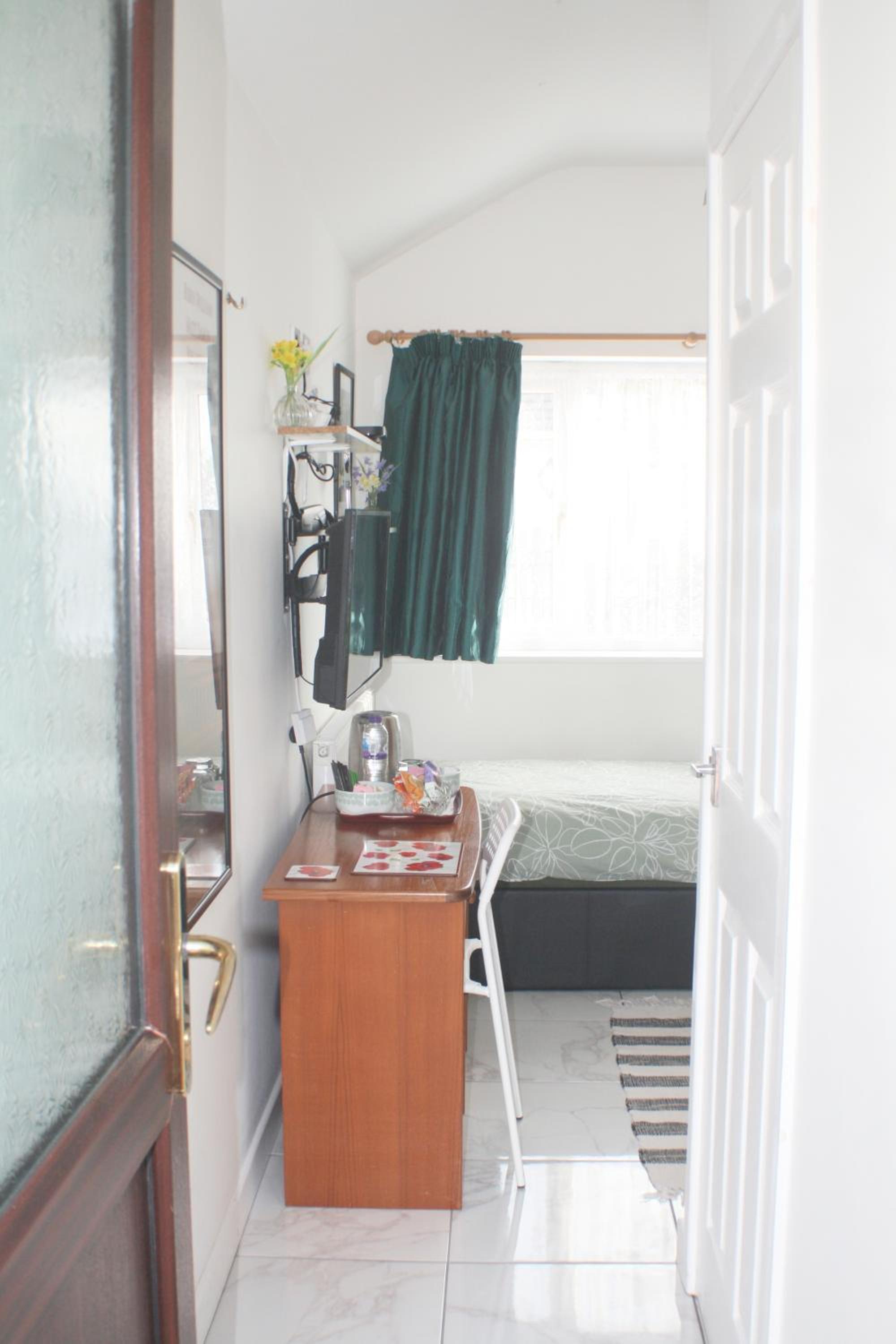 Deluxe Single Room