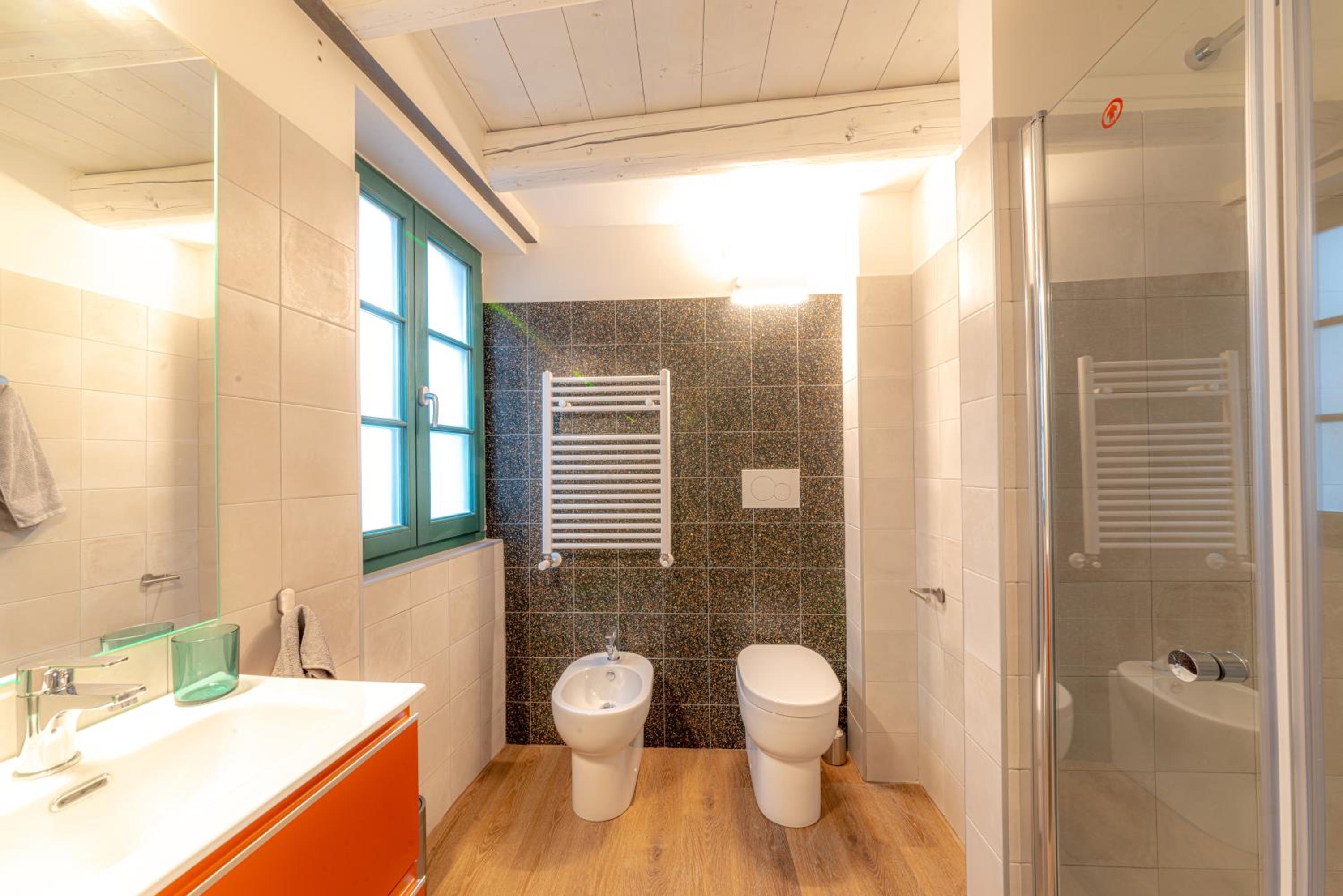 Large Single Room photo 2