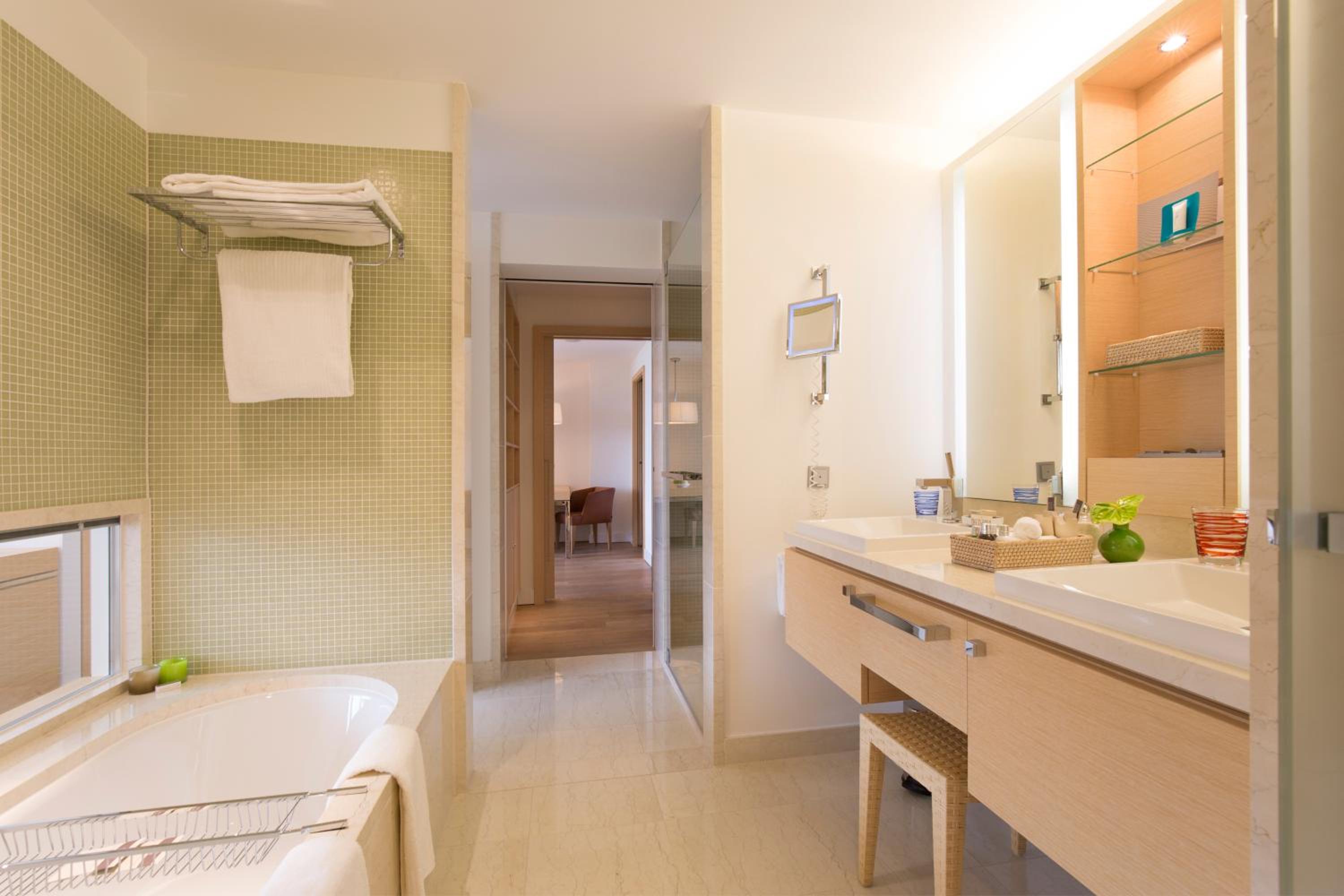 Junior Suite thumbnail 5