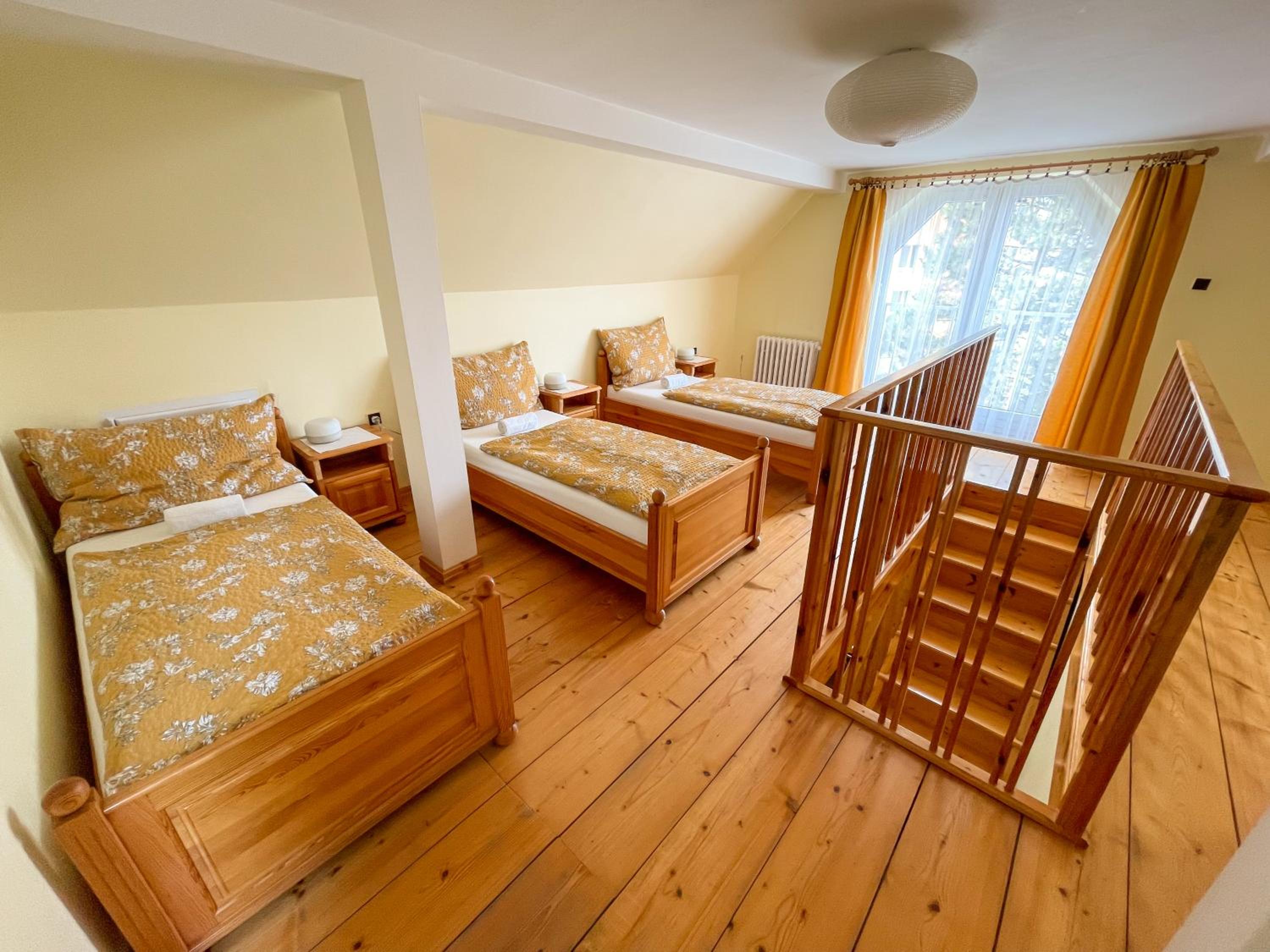 Triple Room with Bathroom