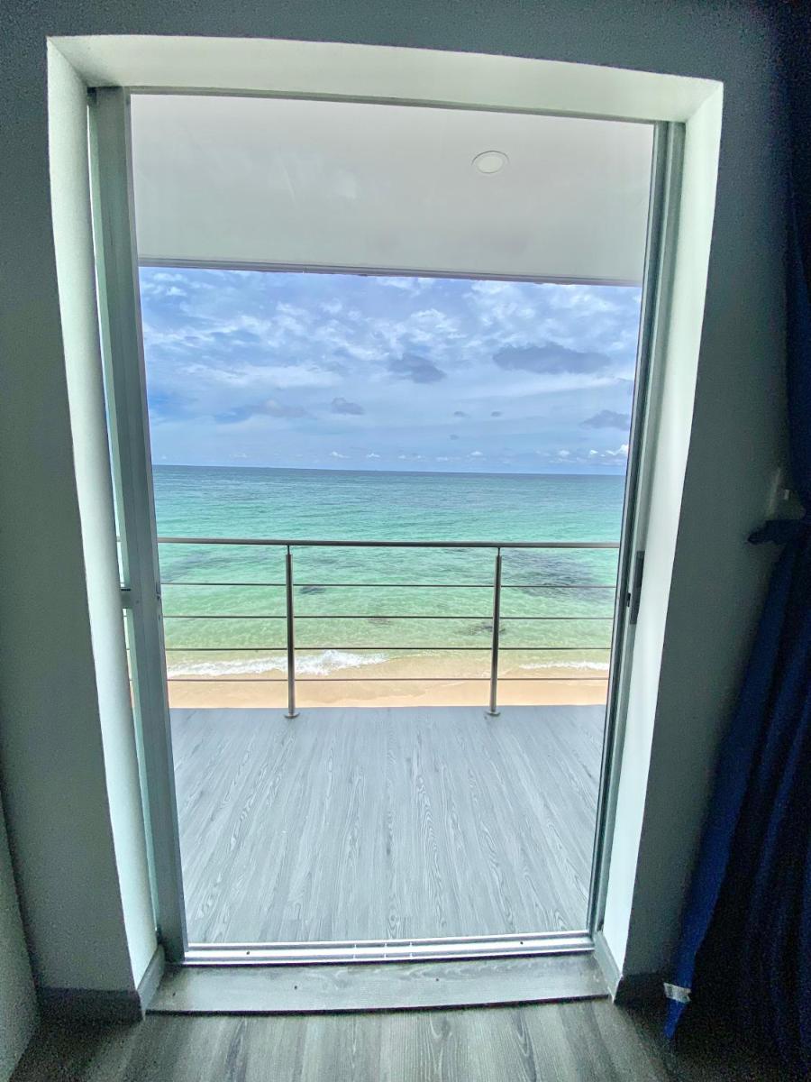 Double Room with Balcony and Sea View photo 2