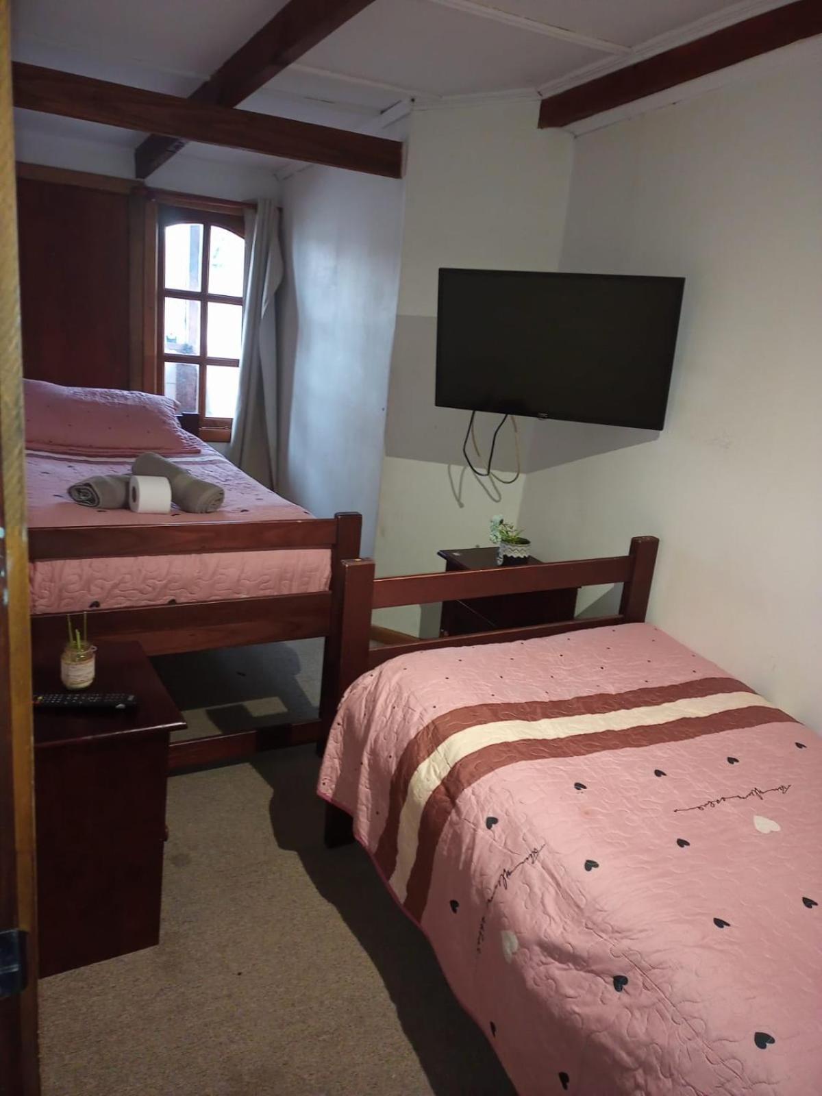 Budget Twin Room photo 1