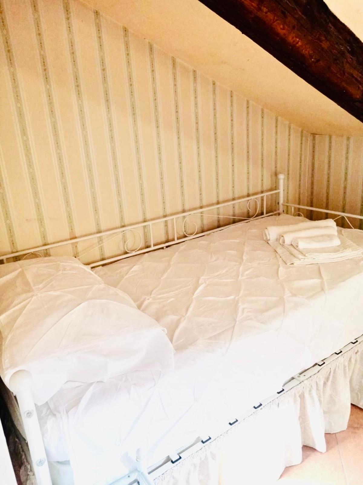 Deluxe Double or Twin Room photo 1