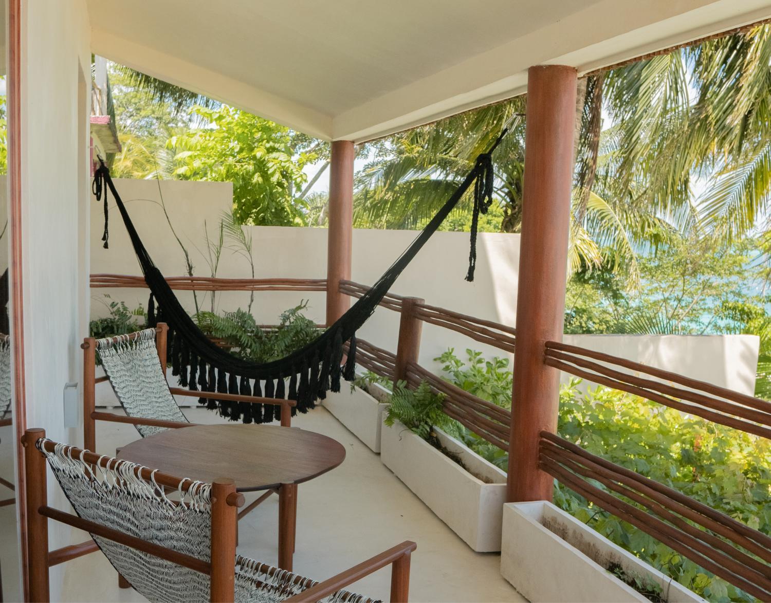 Standard Room, Terrace, Partial Lake View thumbnail 6