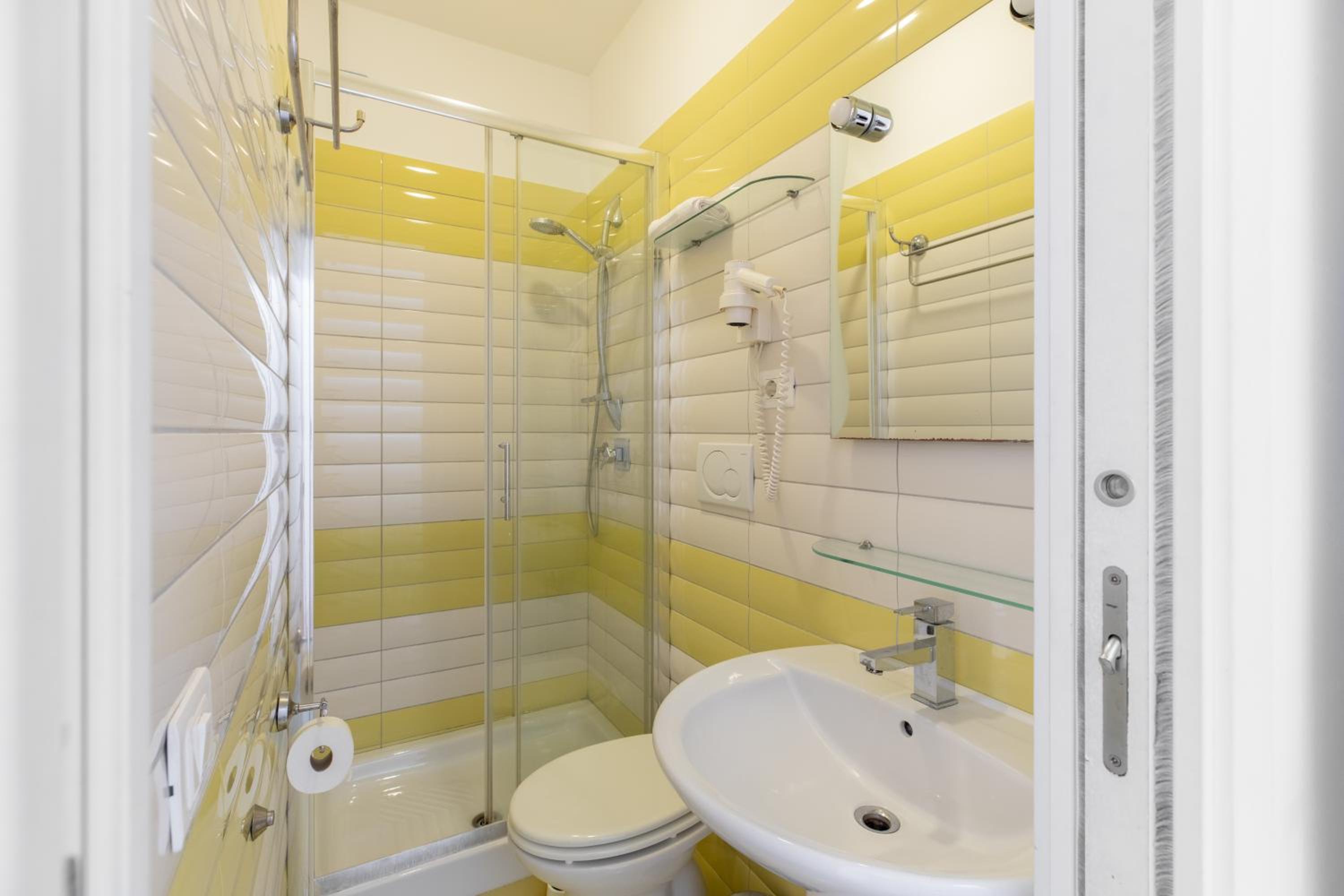 Triple Room with Private Bathroom