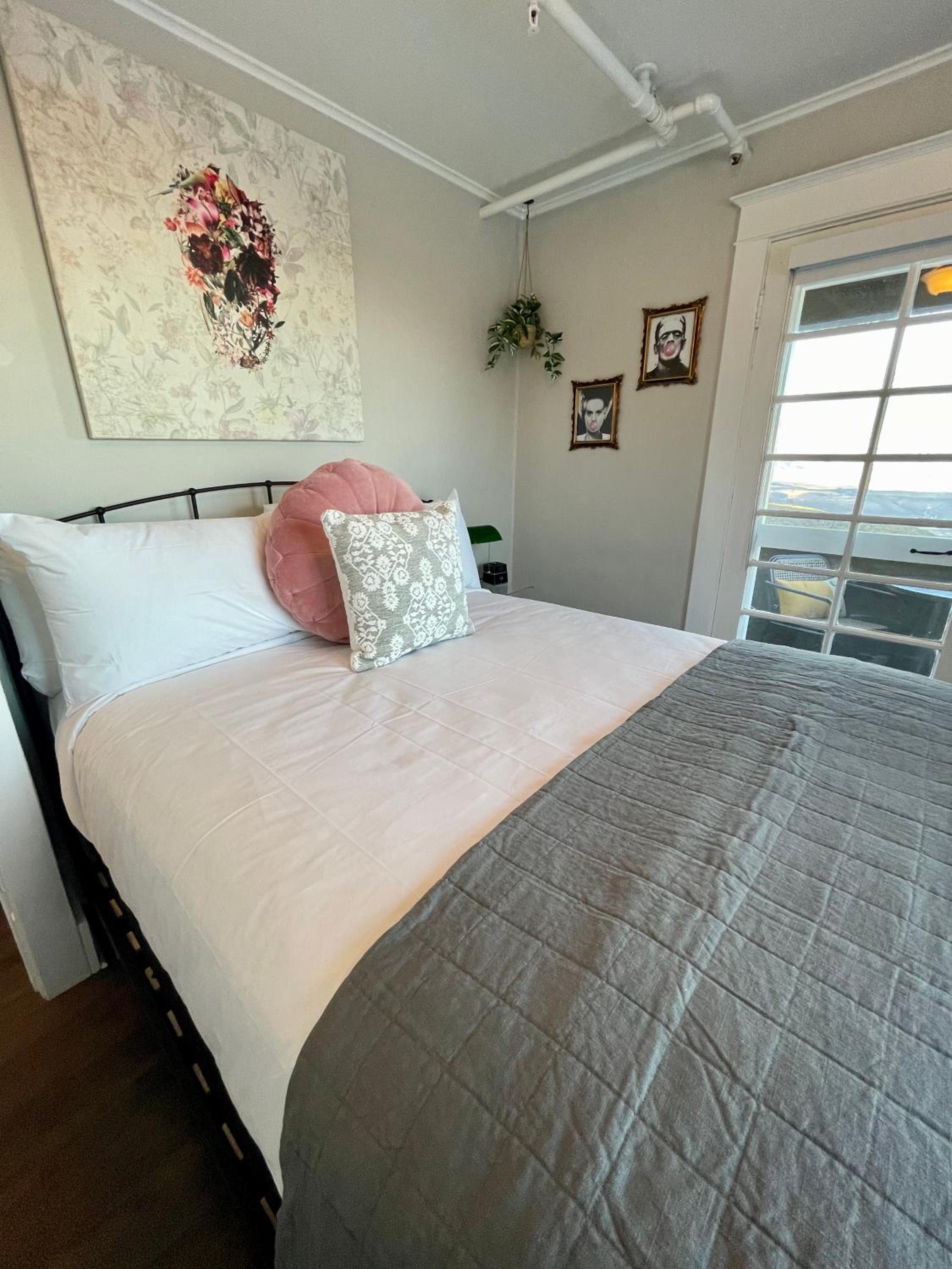 Suite with Balcony photo 1
