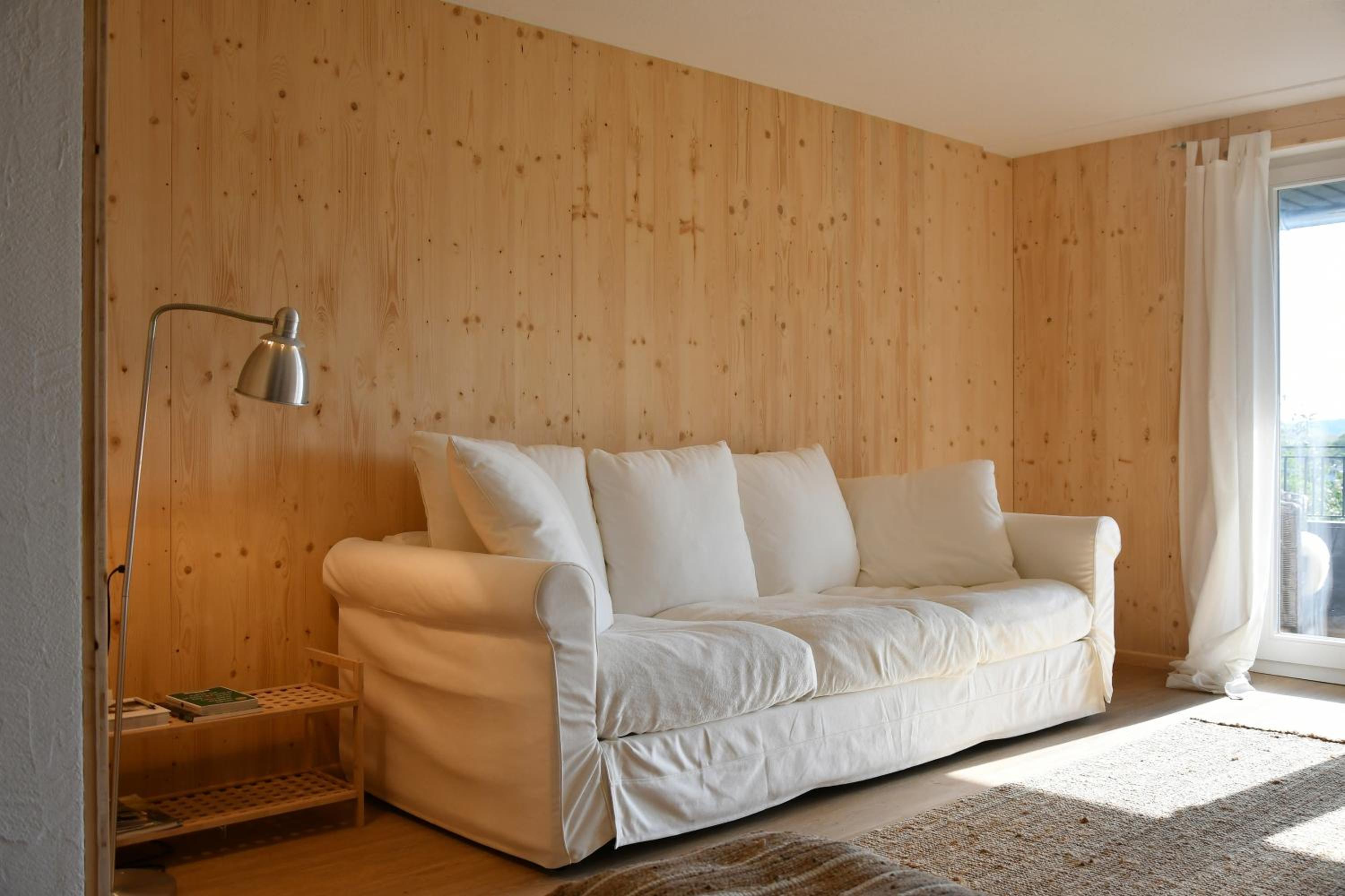 Two-Bedroom Apartment with Balcony - Photo 7