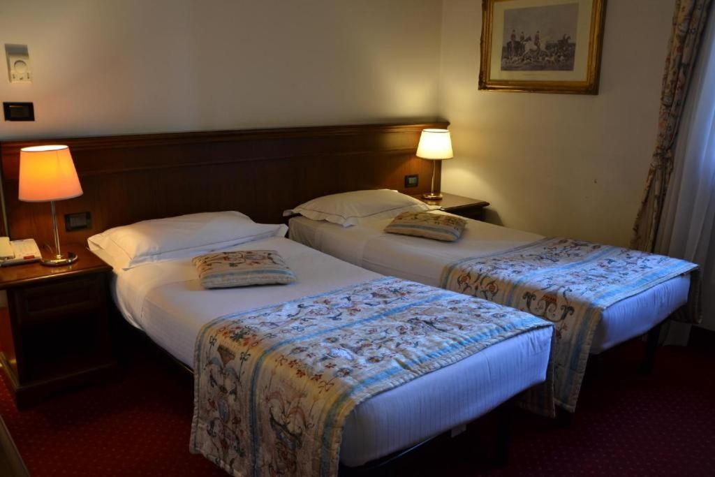 Economy Triple Room