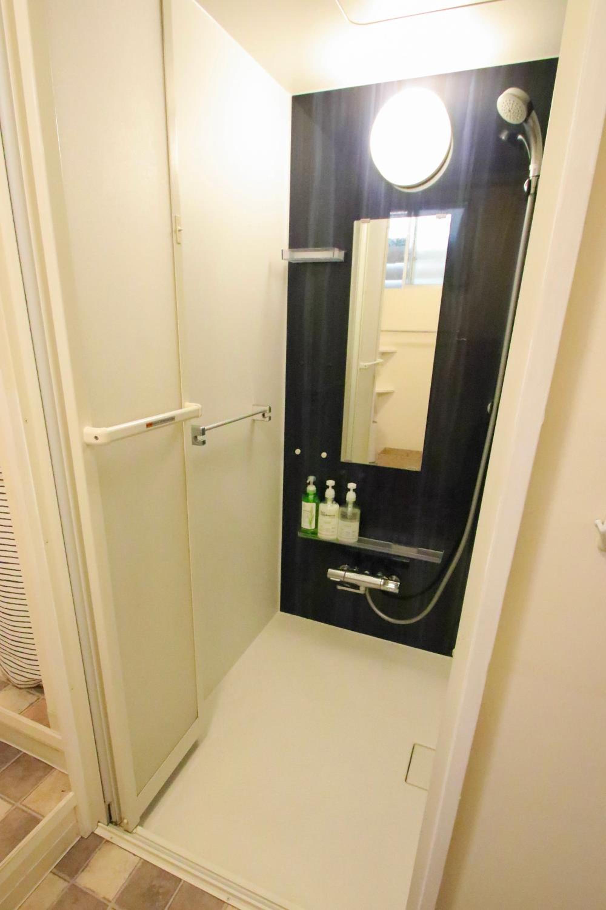 Economy Double Room photo 3